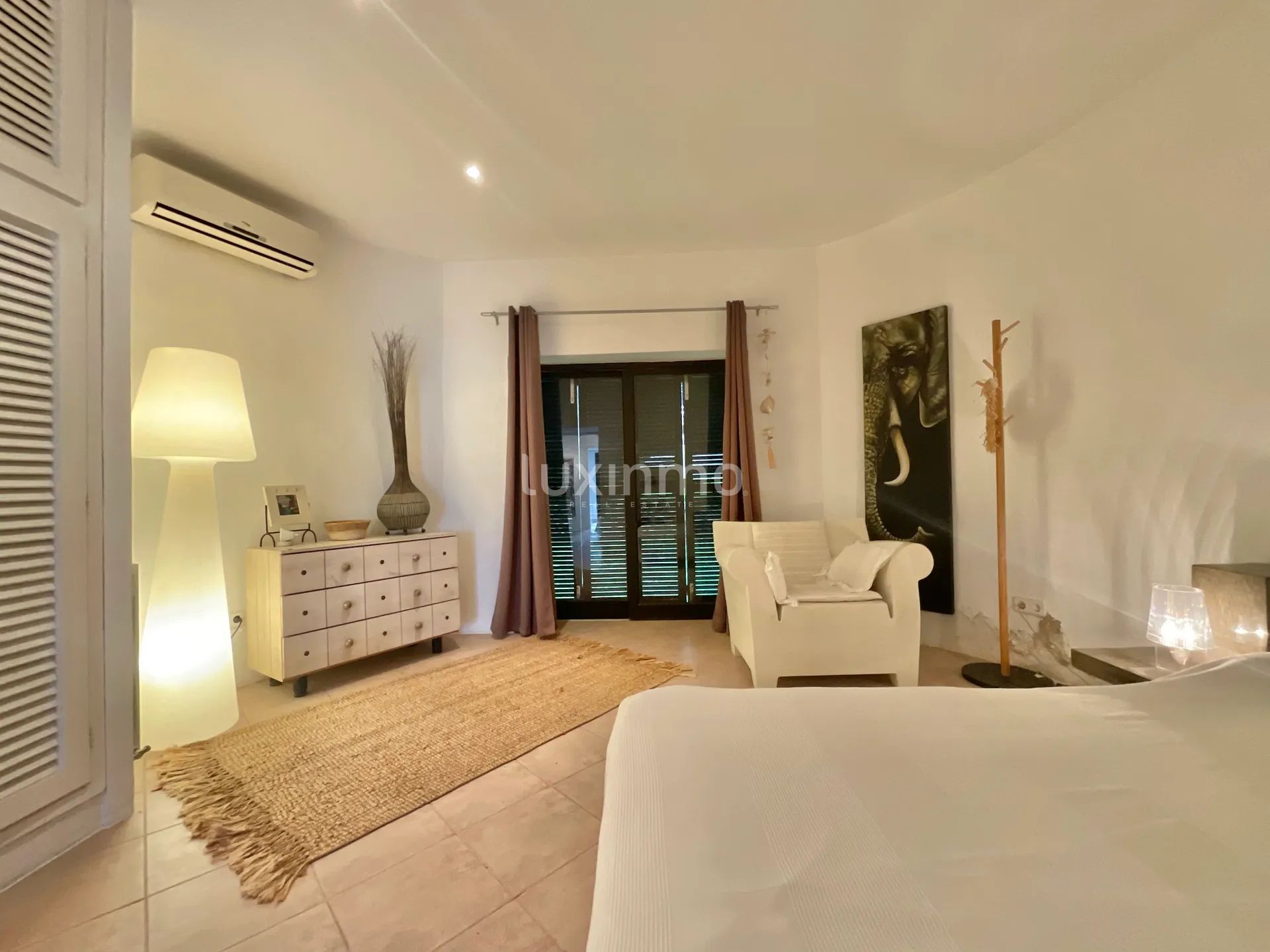 Charmig villa inom gångavstånd från Cala Tarida-stranden — photo 28