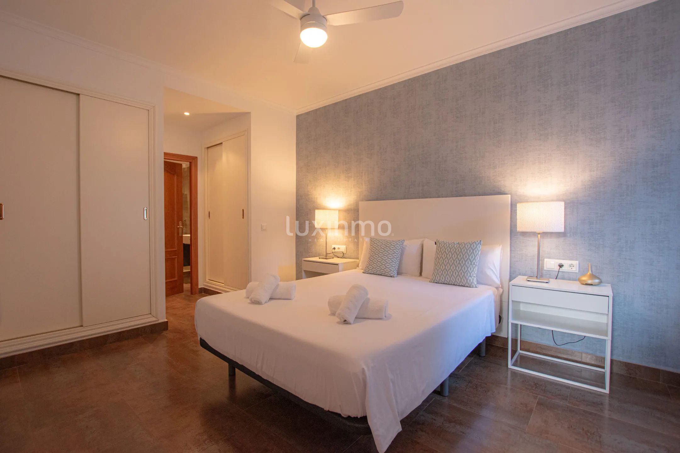 Townhouse with panoramic views for rent in Jávea — photo 27