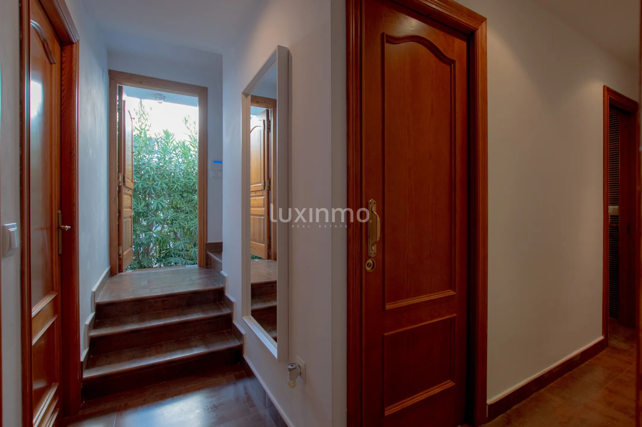 Townhouse with panoramic views for rent in Jávea — photo 22