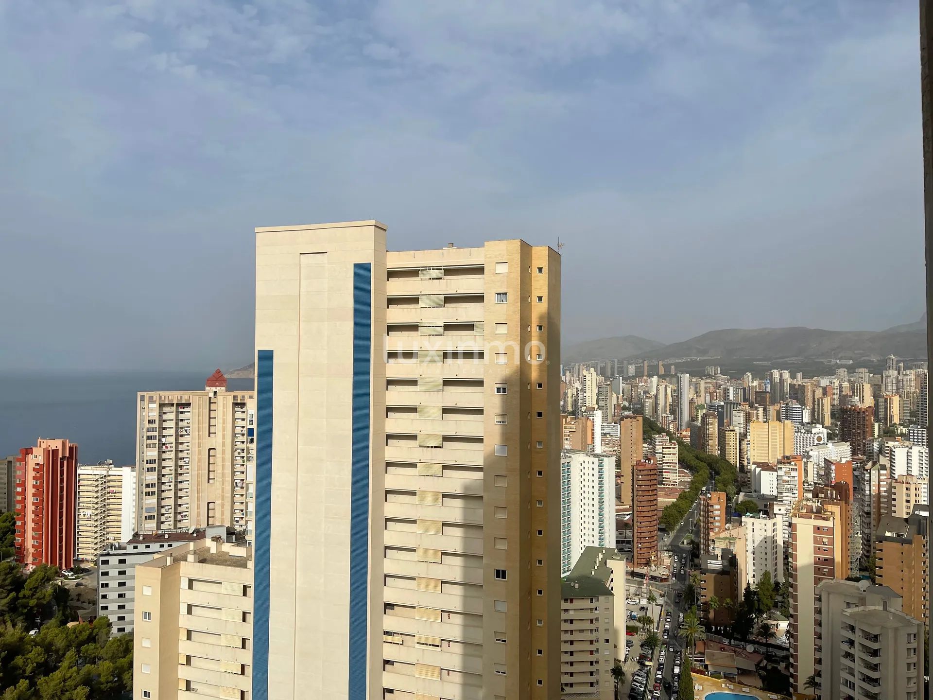 Apartment with Sea Views in Rincón de Loix, Benidorm — photo 21