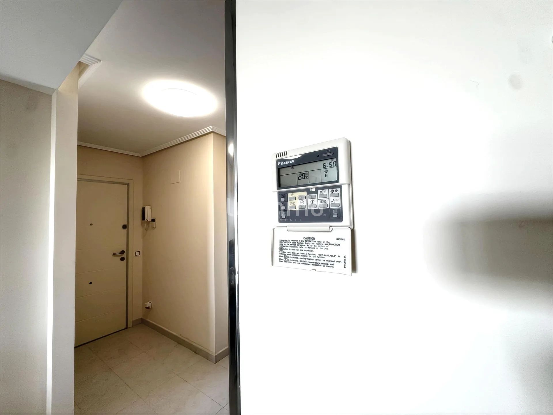 Apartment with Sea Views in Rincón de Loix, Benidorm — photo 11