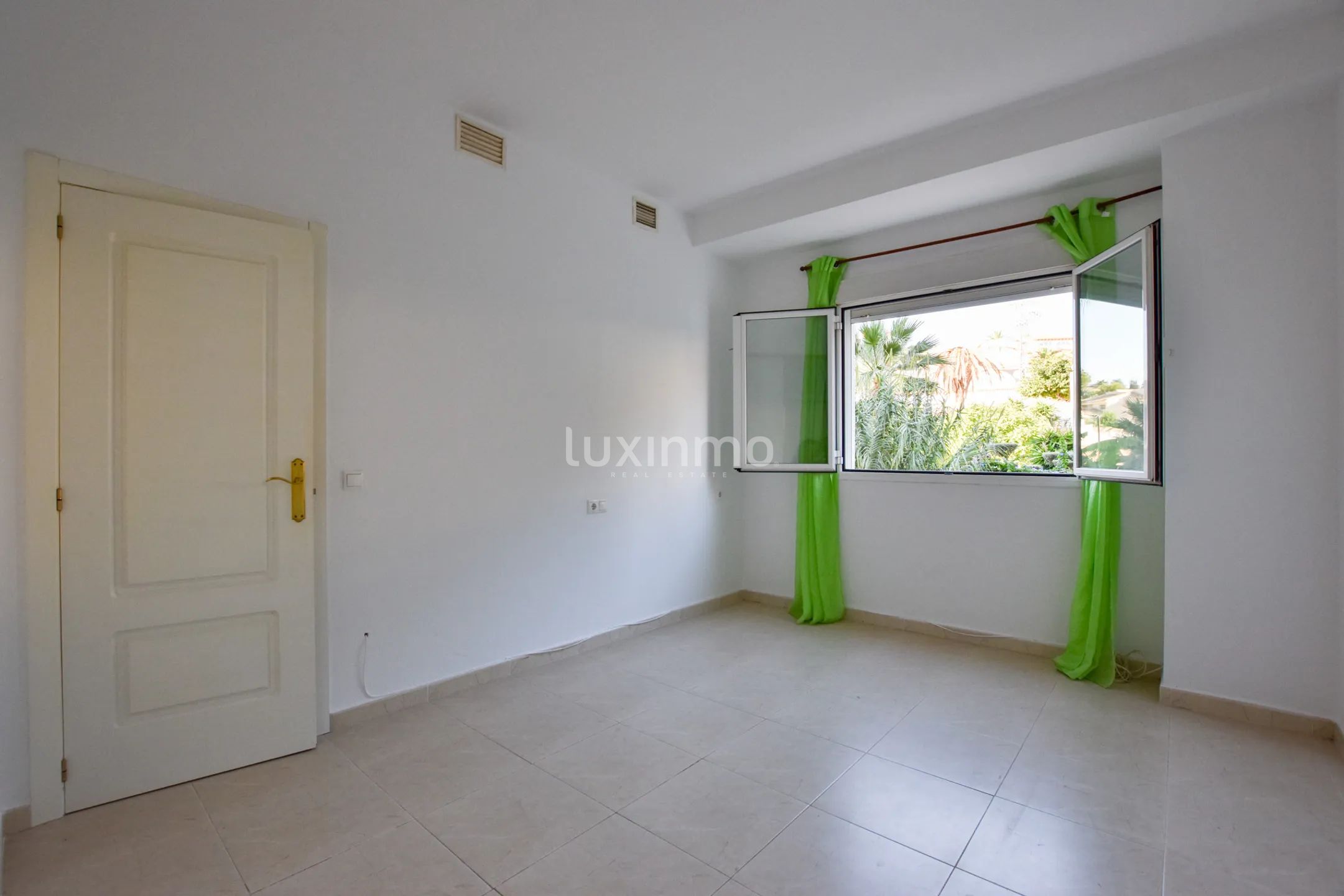 Современный дуплекс на продажу в Мансанера Тосаль Кальпе — photo 21