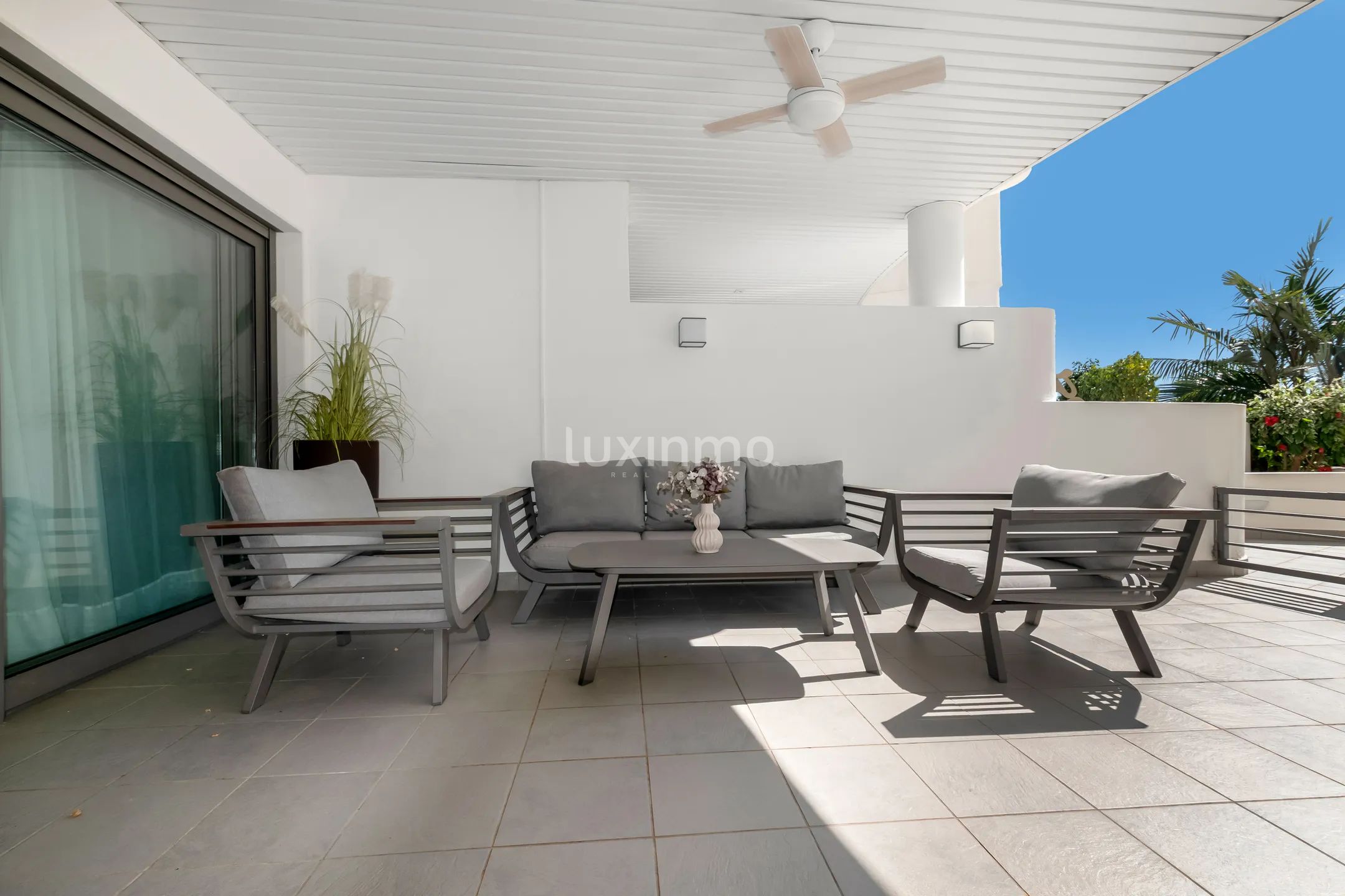 Vakker leilighet til leie i første strandlinje i Mascarat — photo 8