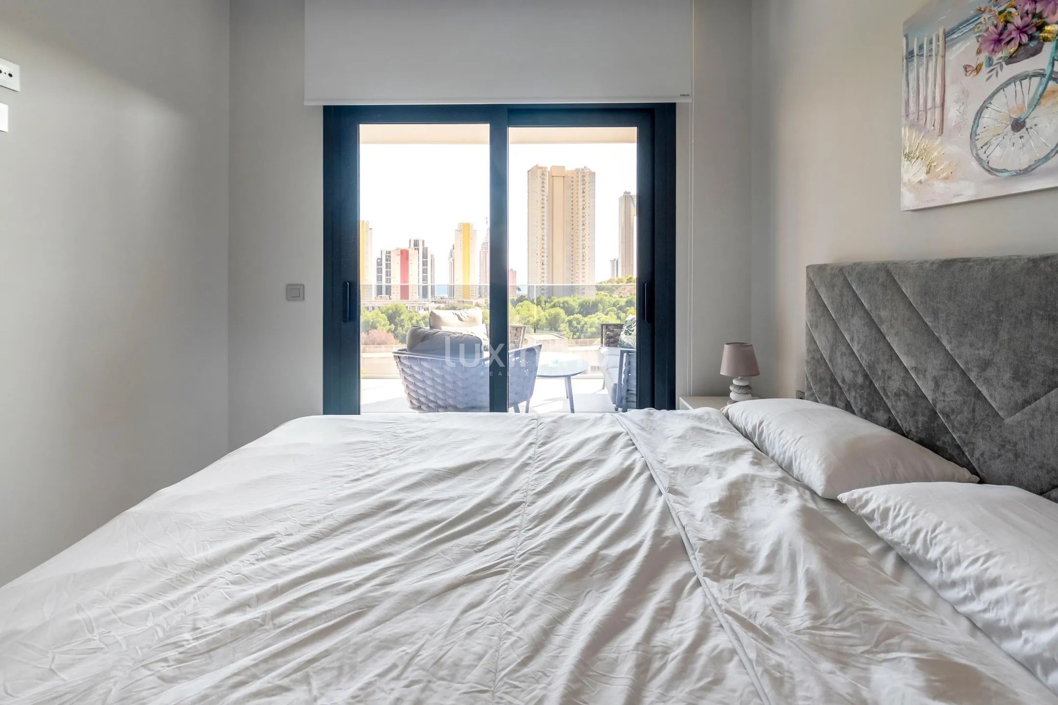 Ny moderne leilighet i Eagle-tårnet med 2 soverom på Playa de Poniente, Benidorm — photo 18