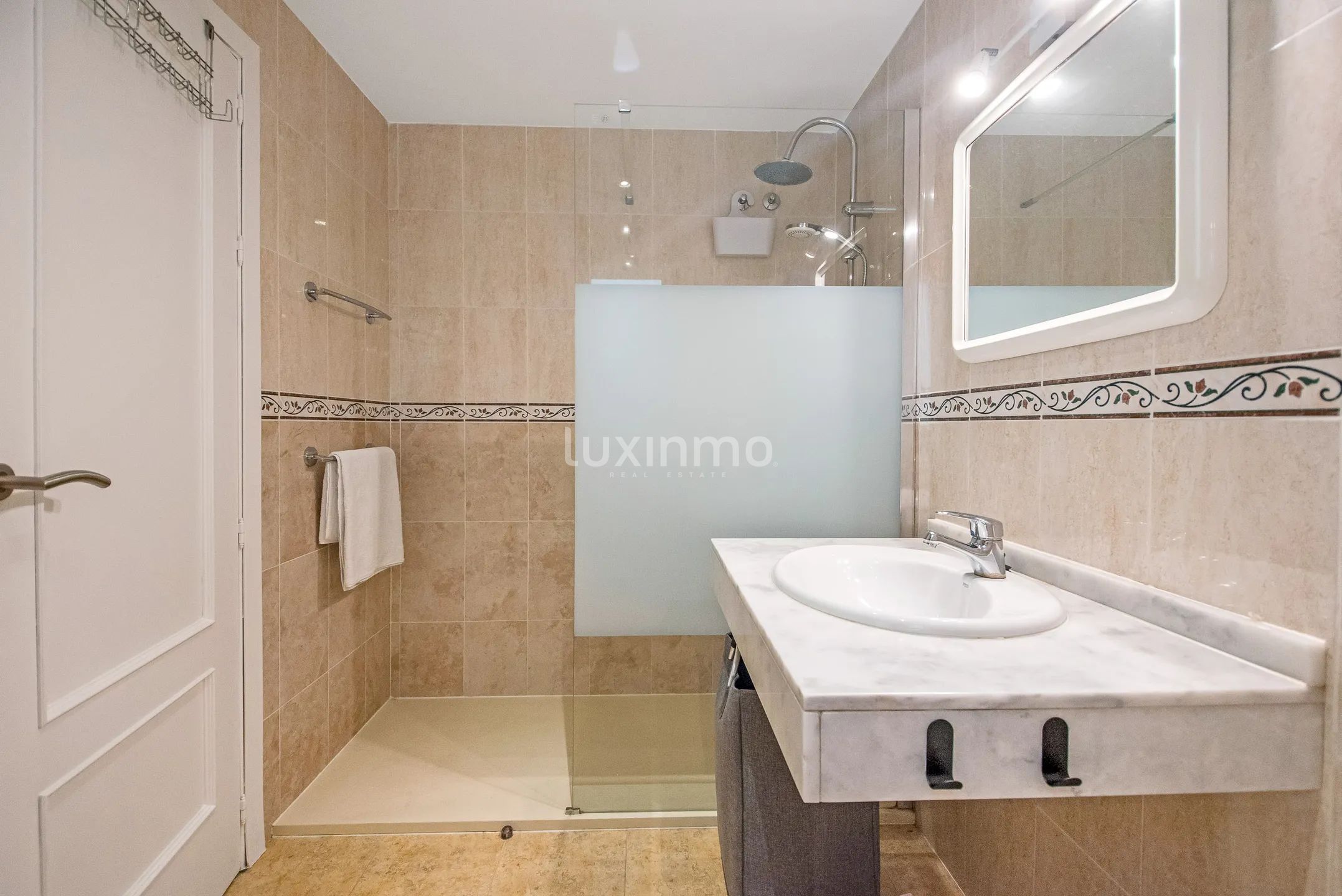 Apartment/flat for rent on the beachfront in Altea — photo 11