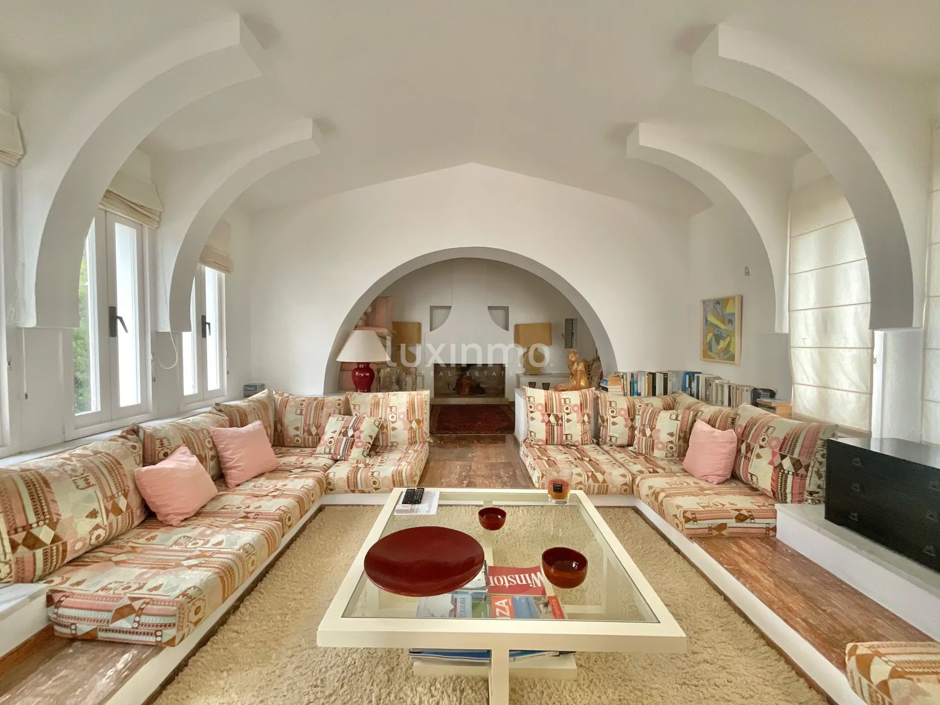 Charming West Coast Ibiza Villa - Walking Distance to the Sea — photo 14