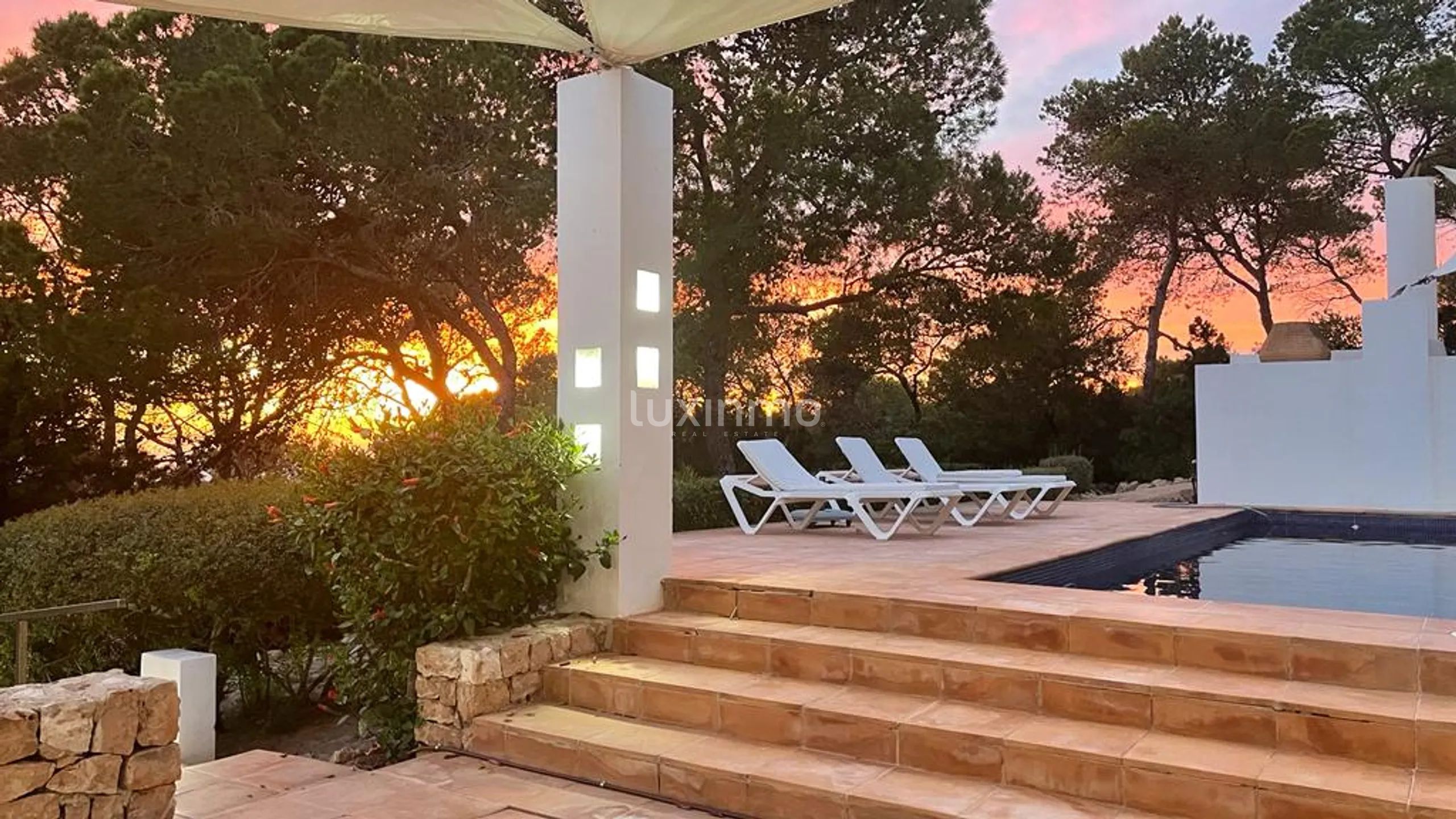 Charming West Coast Ibiza Villa - Walking Distance to the Sea — photo 11