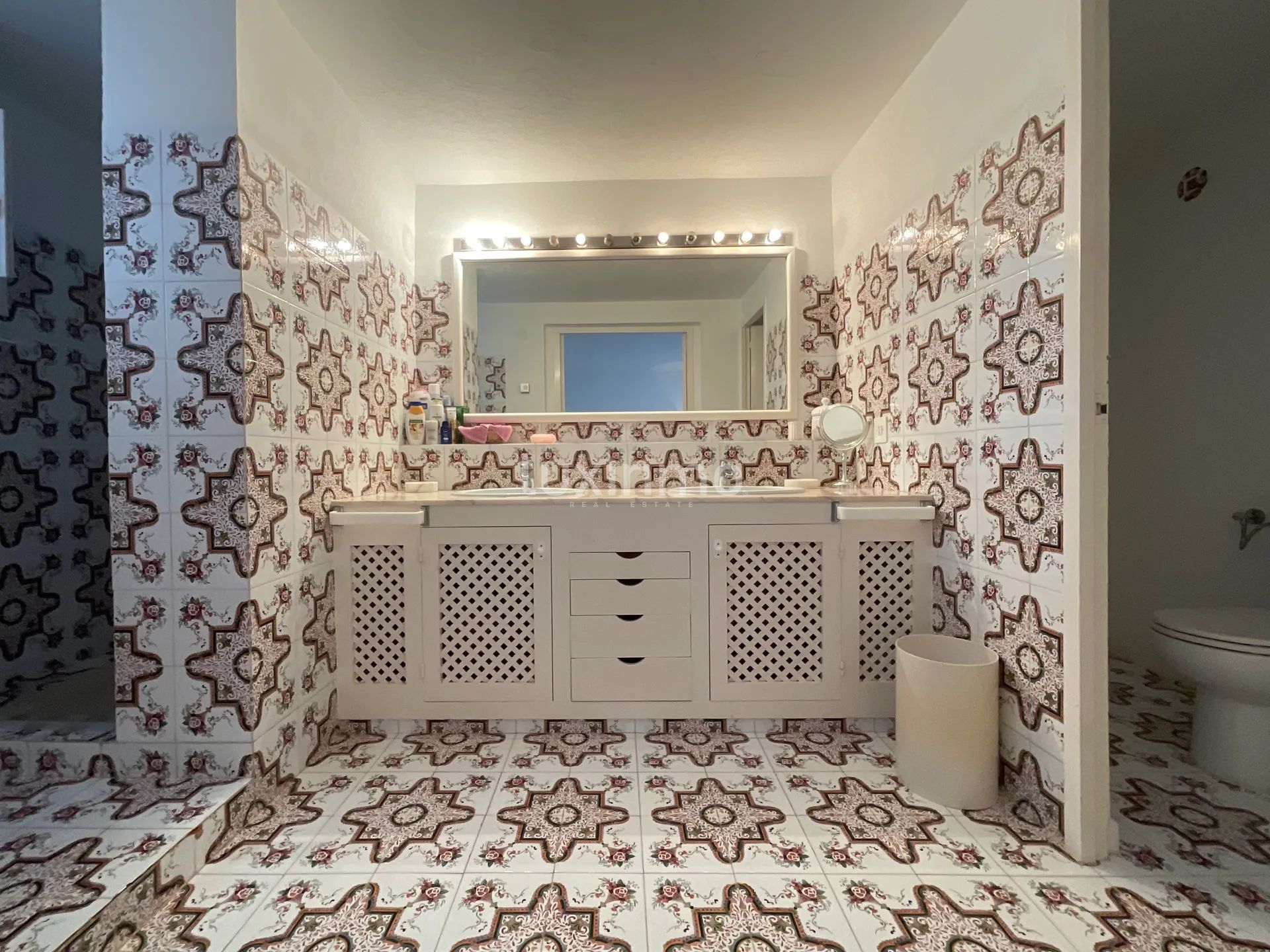 Charming West Coast Ibiza Villa - Walking Distance to the Sea — photo 25