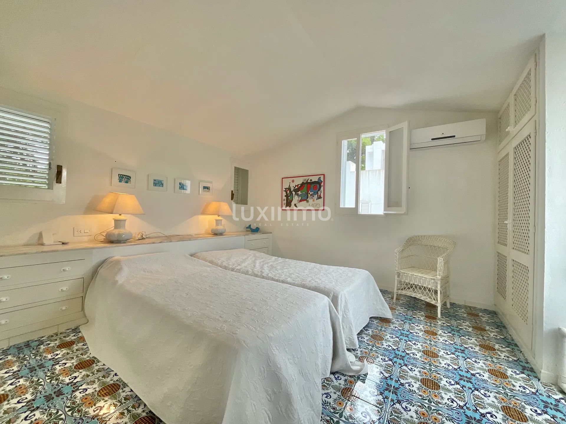 Charming West Coast Ibiza Villa - Walking Distance to the Sea — photo 26