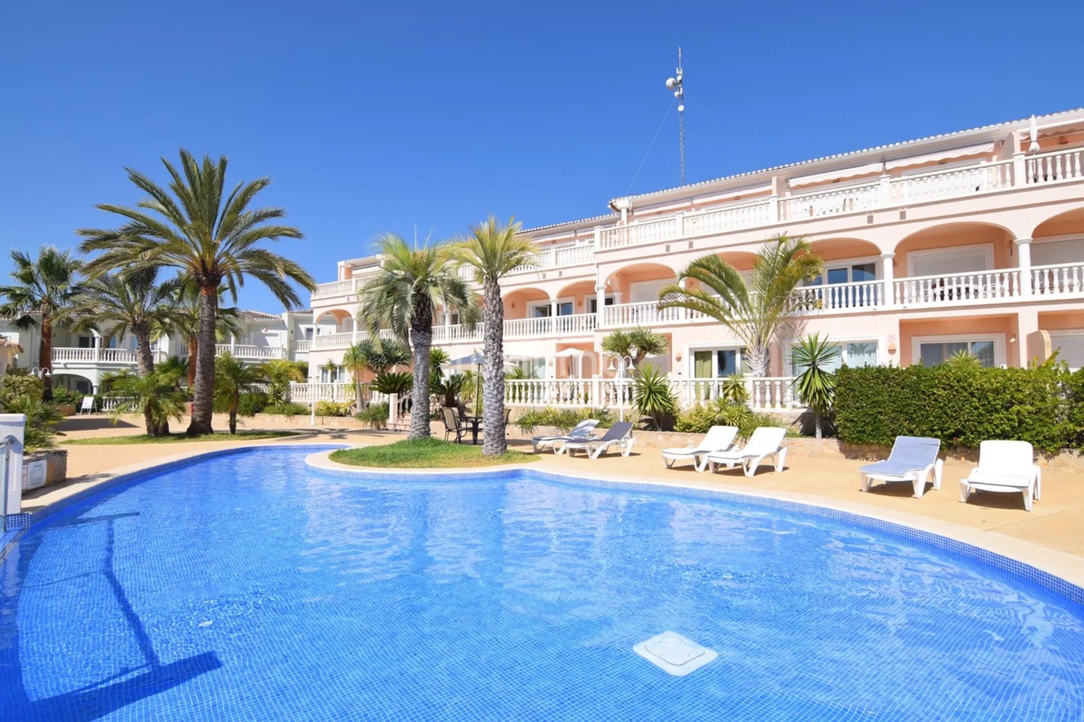 Atemberaubende Wohnung mit Meerblick in La Fustera, Benissa