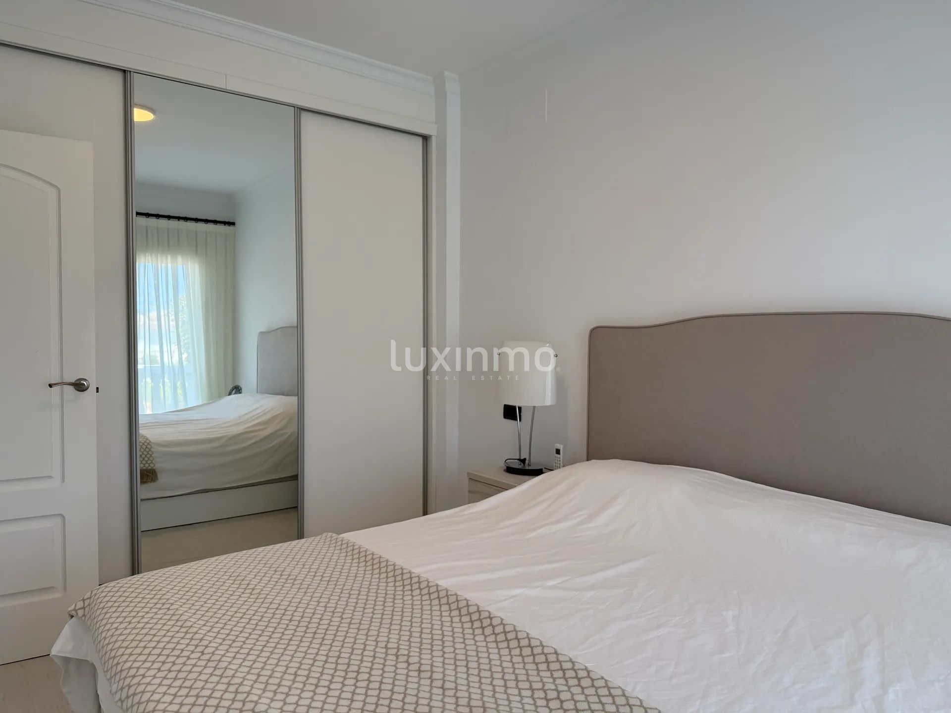 Nowoczesny śródziemnomorski apartament w La Fustera, Benissa z widokiem na morze — photo 16
