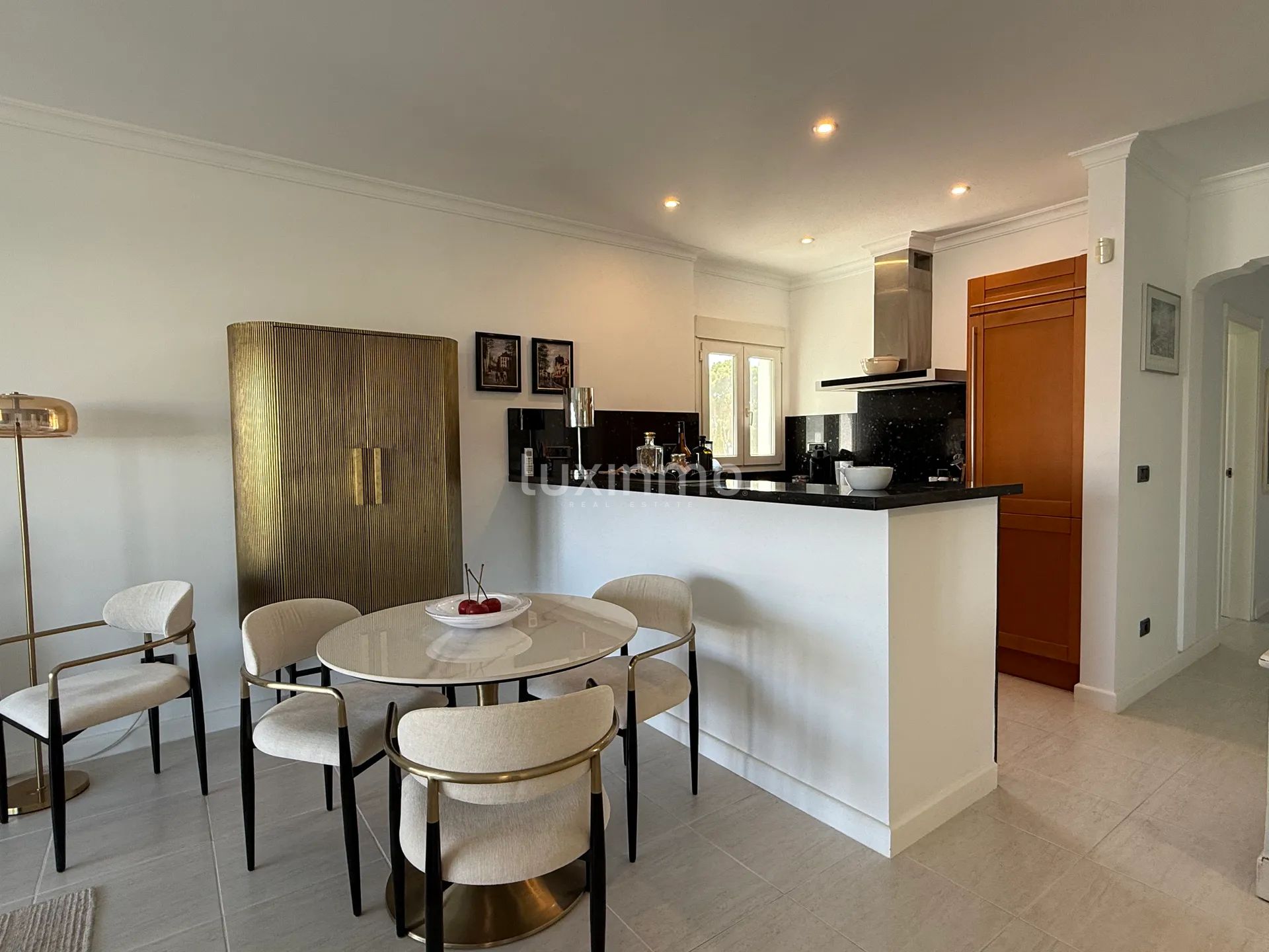 Nowoczesny śródziemnomorski apartament w La Fustera, Benissa z widokiem na morze — photo 18