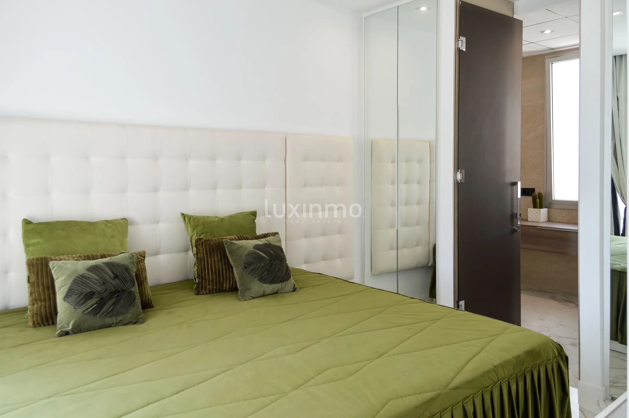 Luxueuse maison indépendante de 5 chambres avec vue sur la mer et la montagne à Finestrat — photo 32