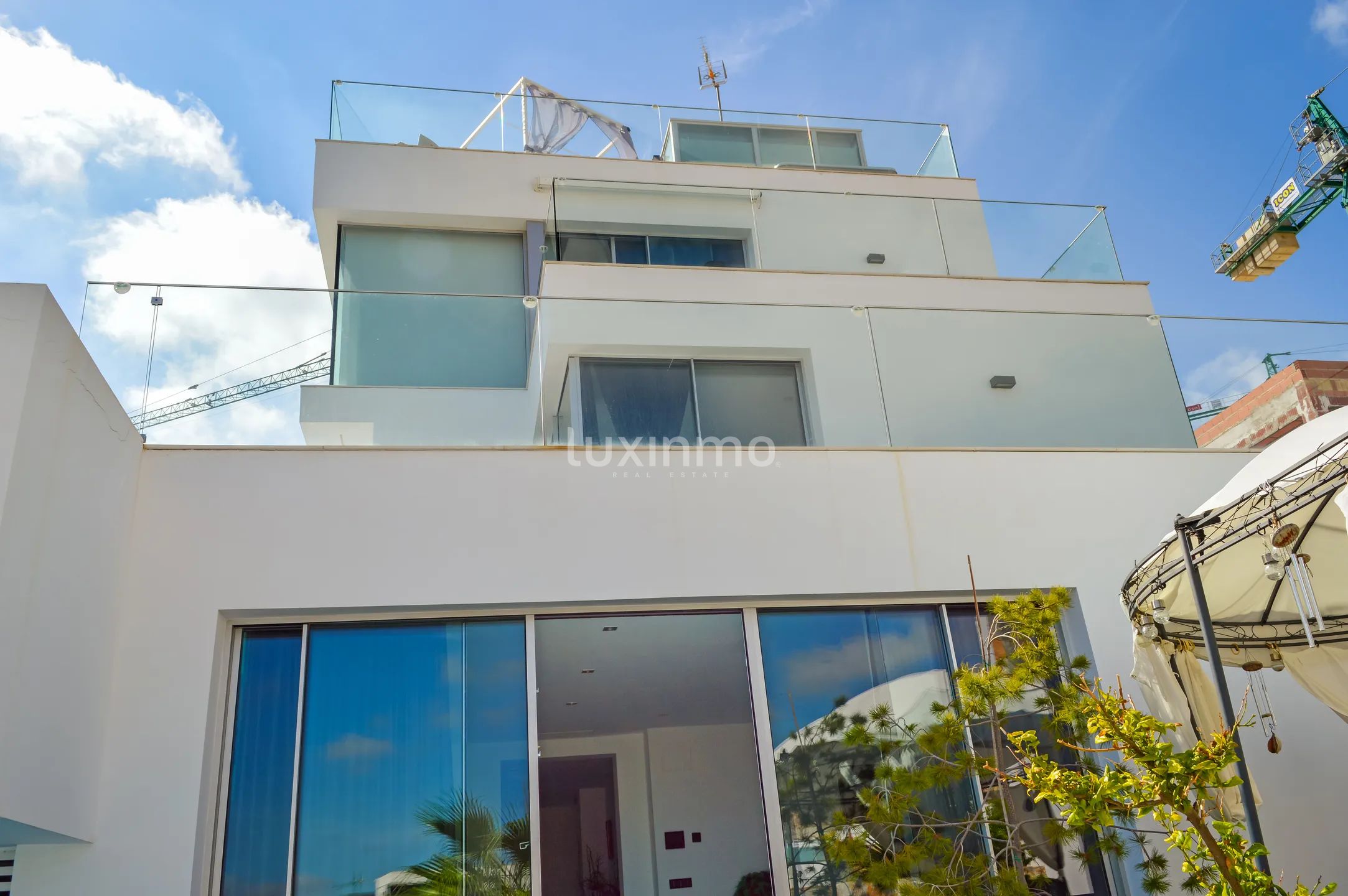 Luxueuse maison indépendante de 5 chambres avec vue sur la mer et la montagne à Finestrat — photo 77