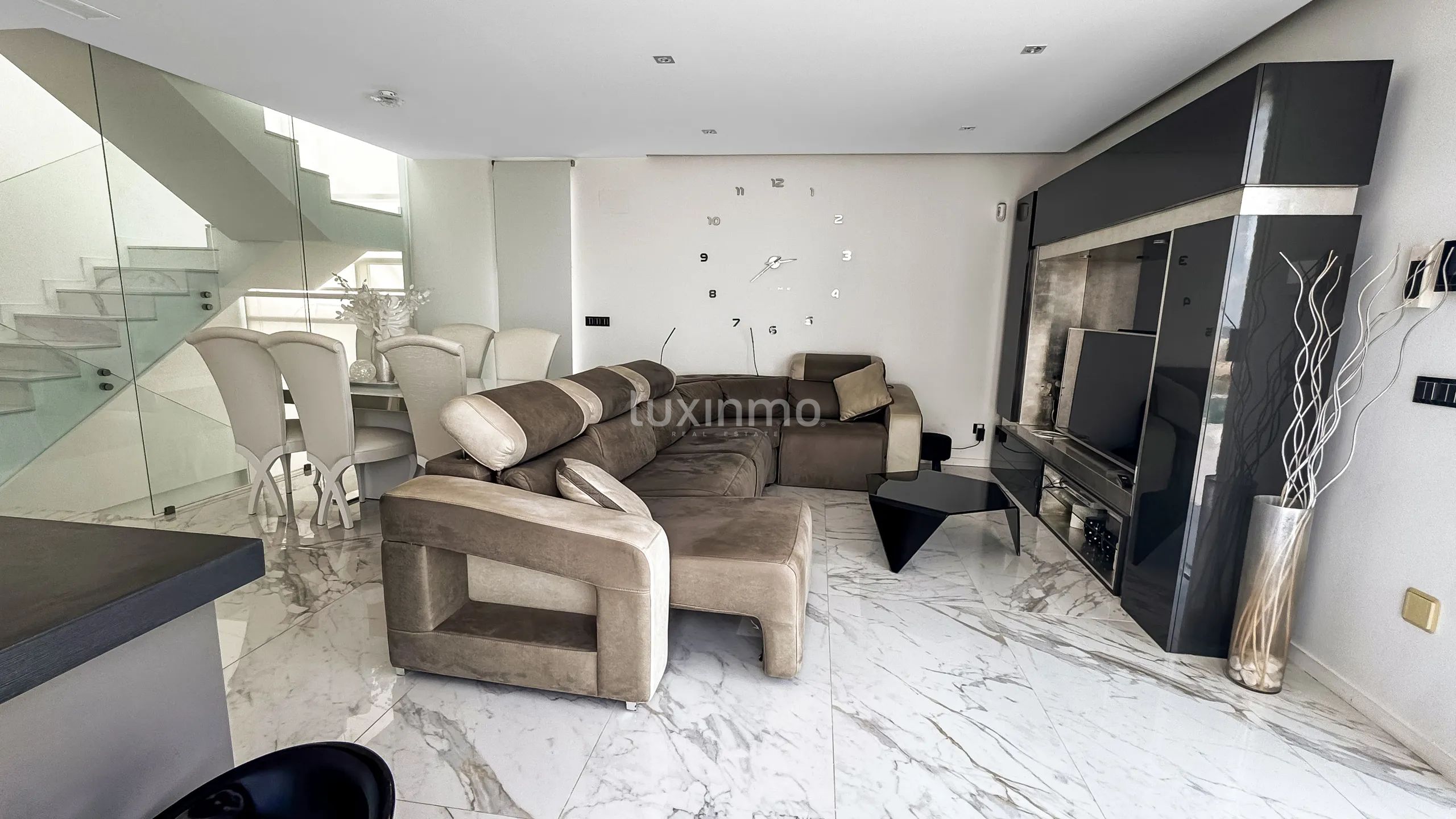 Luxurious 5-Bedroom Detached House with Sea & Mountain Views in Finestrat — photo 5
