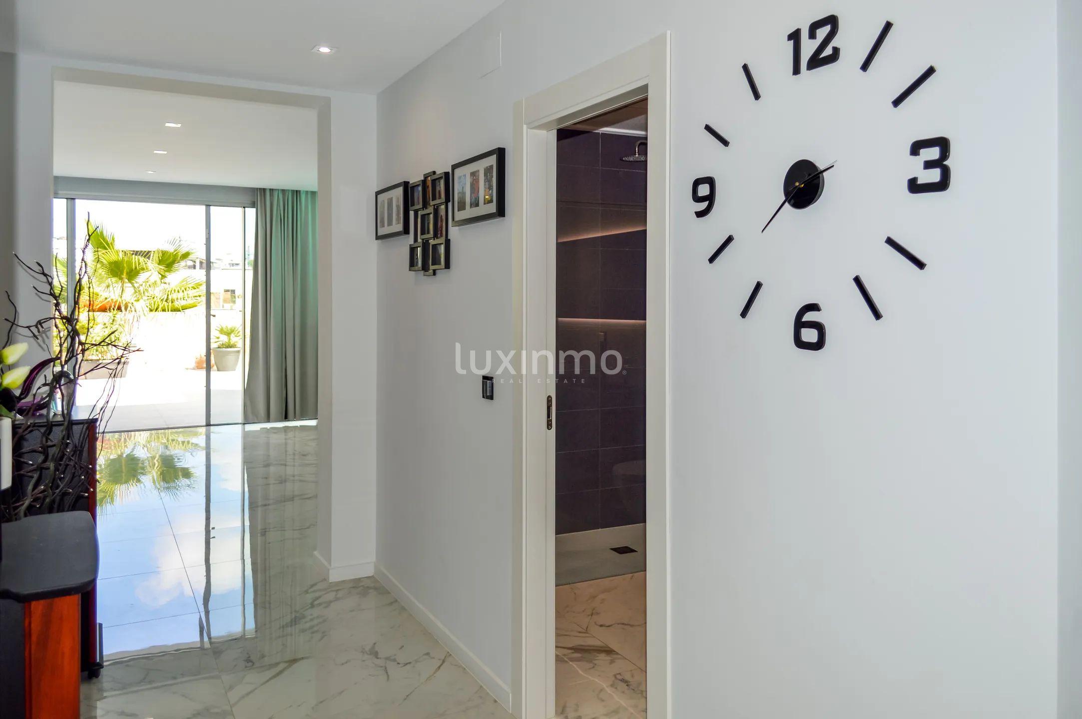 Luxueuse maison indépendante de 5 chambres avec vue sur la mer et la montagne à Finestrat — photo 44