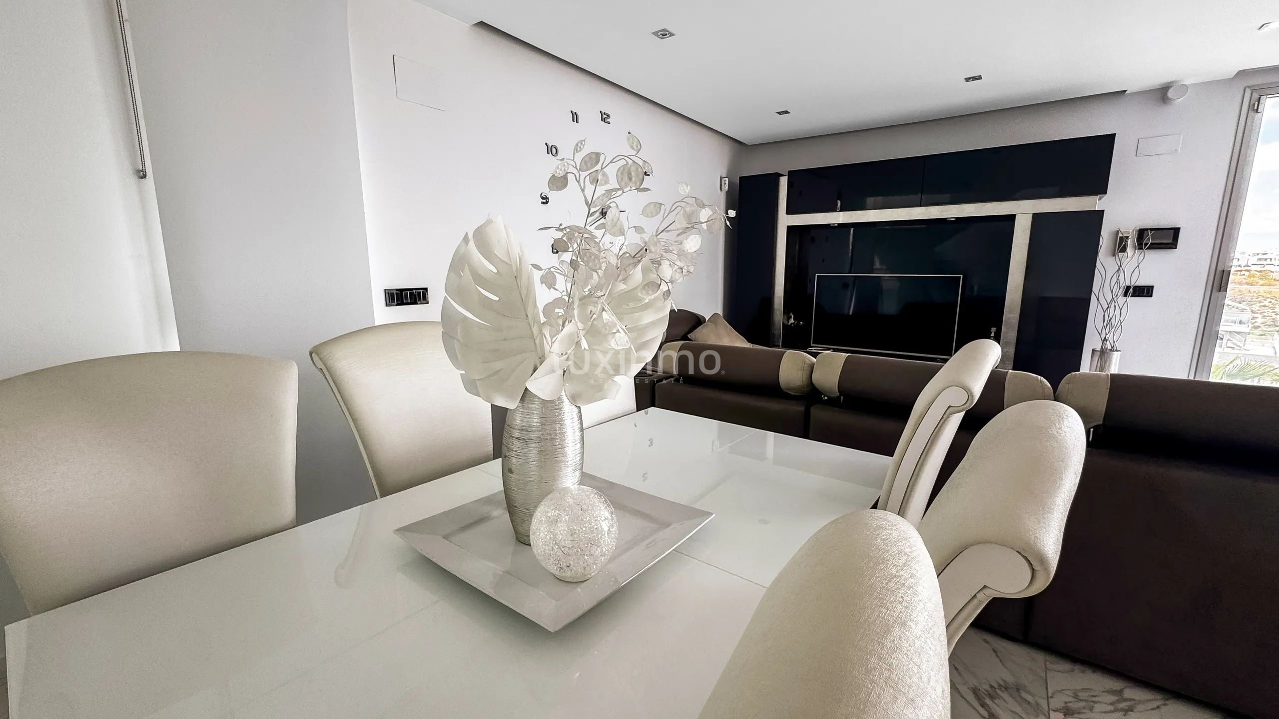 Luxueuse maison indépendante de 5 chambres avec vue sur la mer et la montagne à Finestrat — photo 81