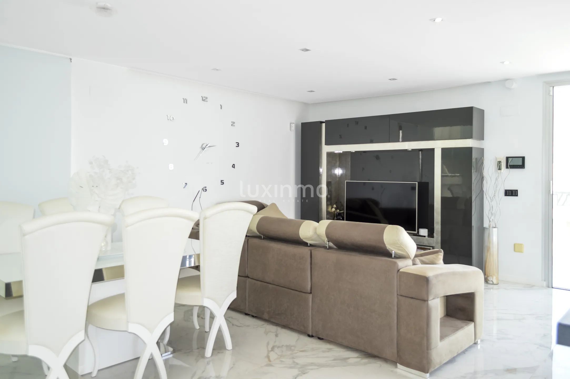 Luxurious 5-Bedroom Detached House with Sea & Mountain Views in Finestrat — photo 7