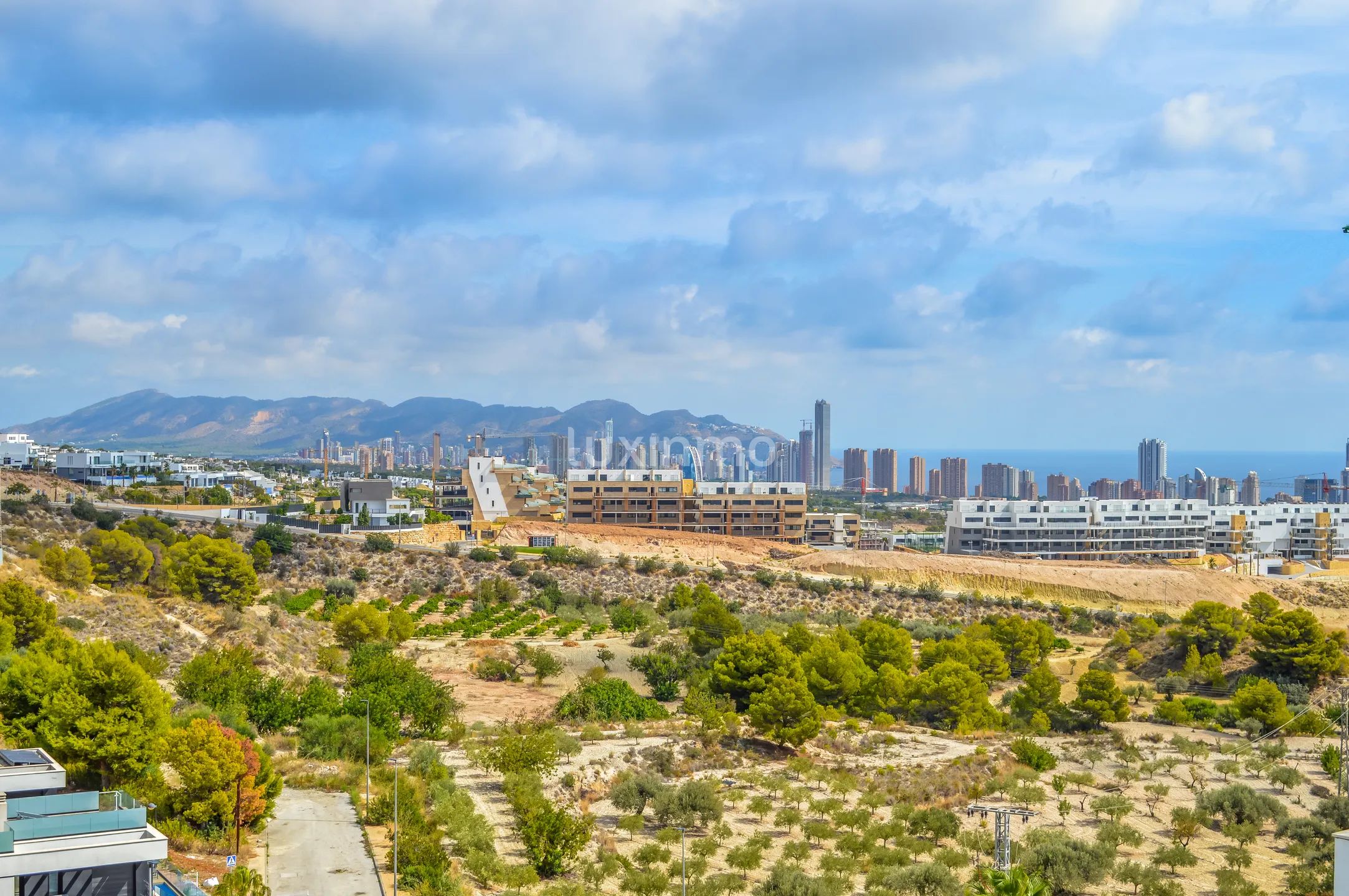 Luxueuse maison indépendante de 5 chambres avec vue sur la mer et la montagne à Finestrat — photo 93
