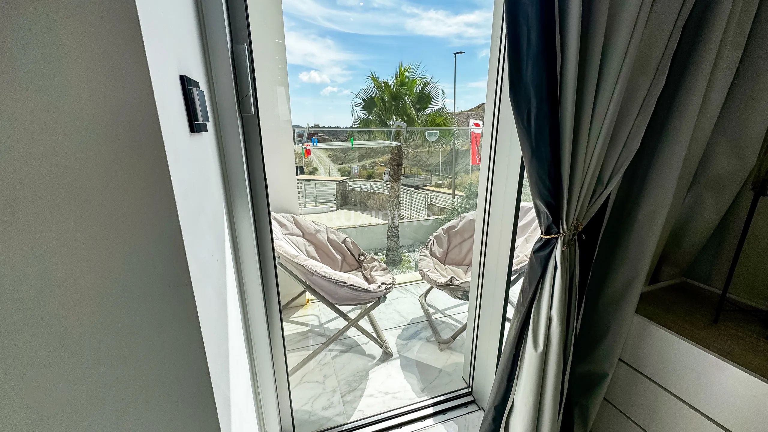 Luxueuse maison indépendante de 5 chambres avec vue sur la mer et la montagne à Finestrat — photo 18