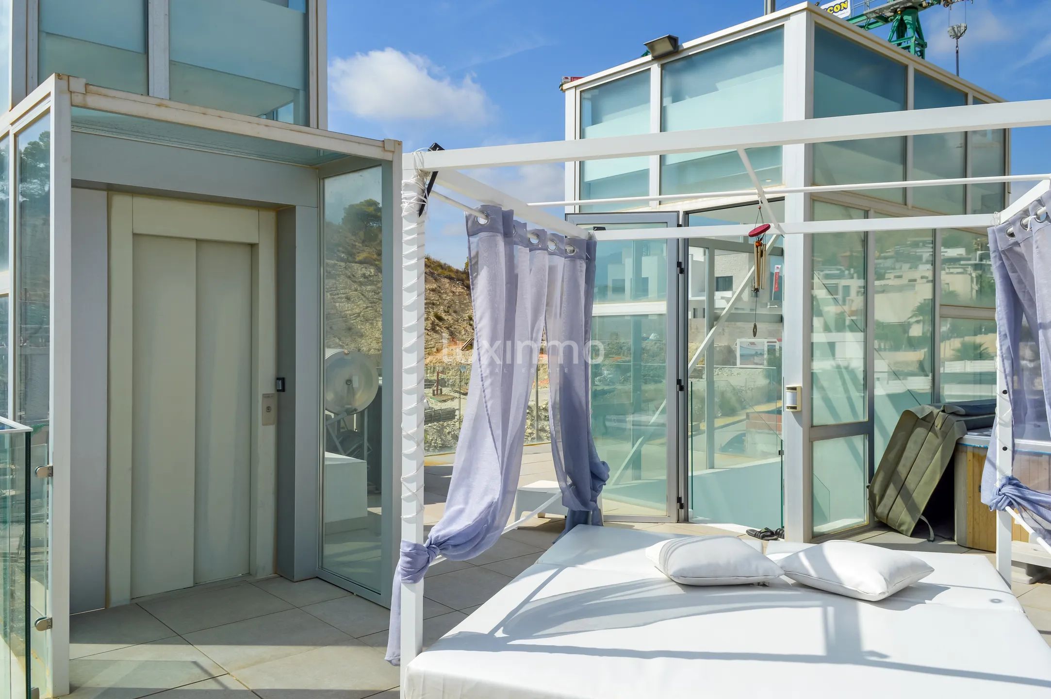 Luxueuse maison indépendante de 5 chambres avec vue sur la mer et la montagne à Finestrat — photo 50