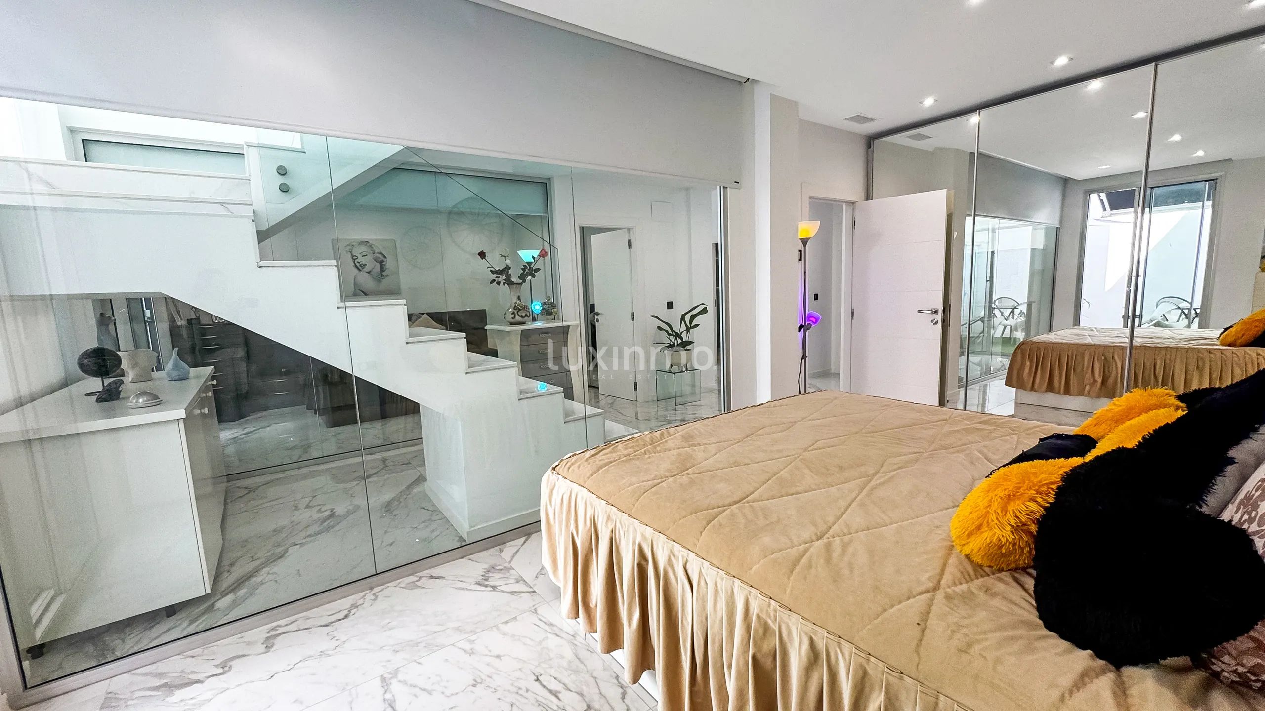 Luxueuse maison indépendante de 5 chambres avec vue sur la mer et la montagne à Finestrat — photo 111