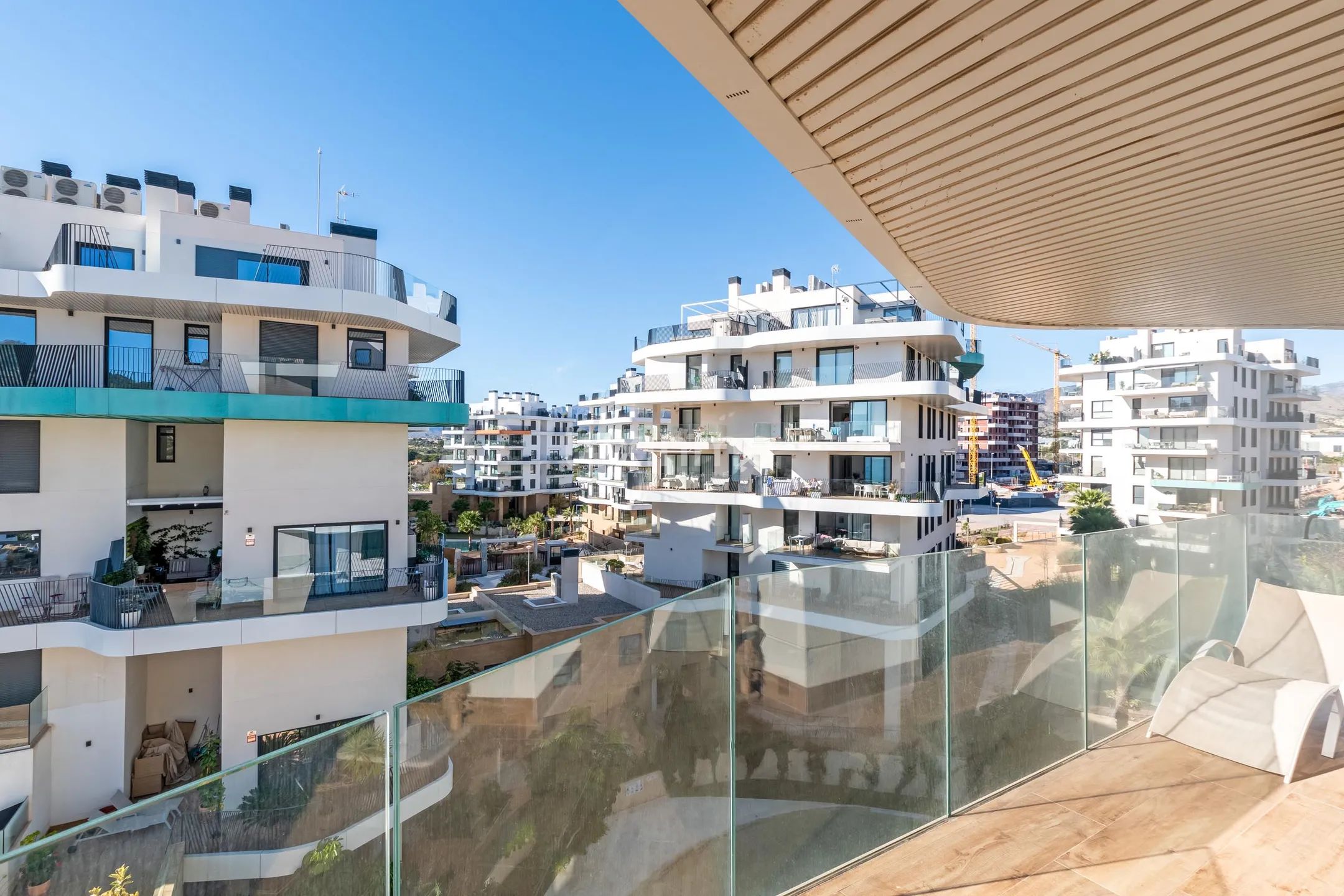 Appartement avec vue sur la mer à Villajoyosa avec 3 lits, terrasse et commodités — photo 30