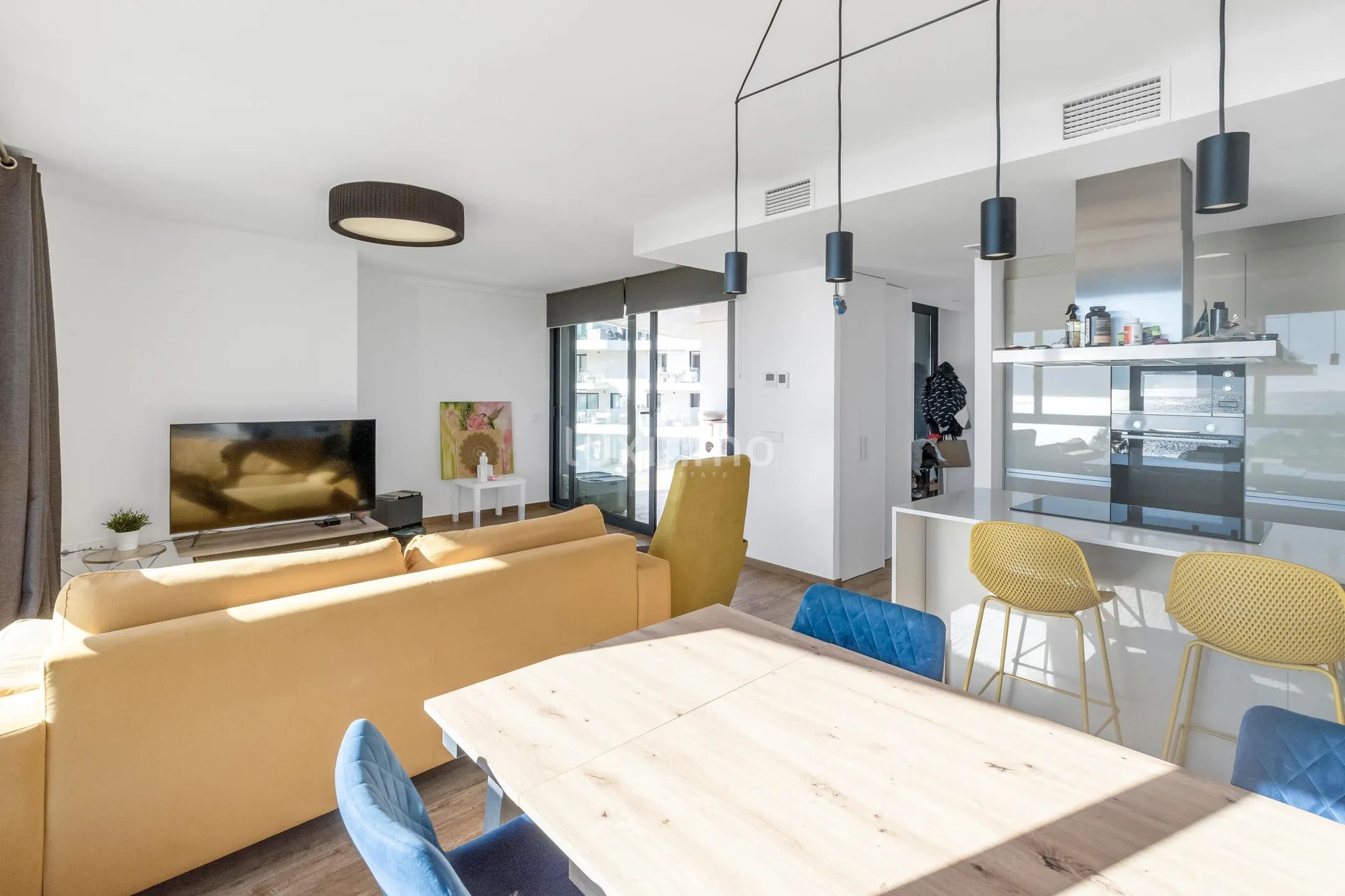 Appartement avec vue sur la mer à Villajoyosa avec 3 lits, terrasse et commodités — photo 13