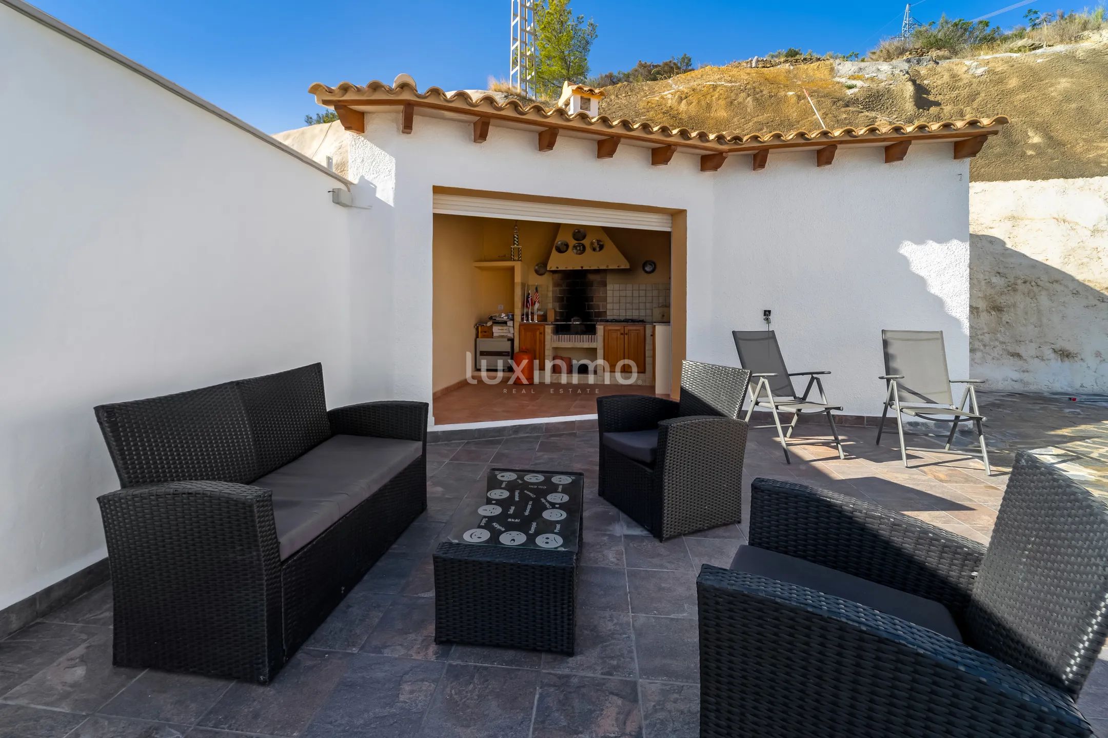 Impressive villa with sea views in Oltamar-Cucarres-Gargasindi, Calpe — photo 15