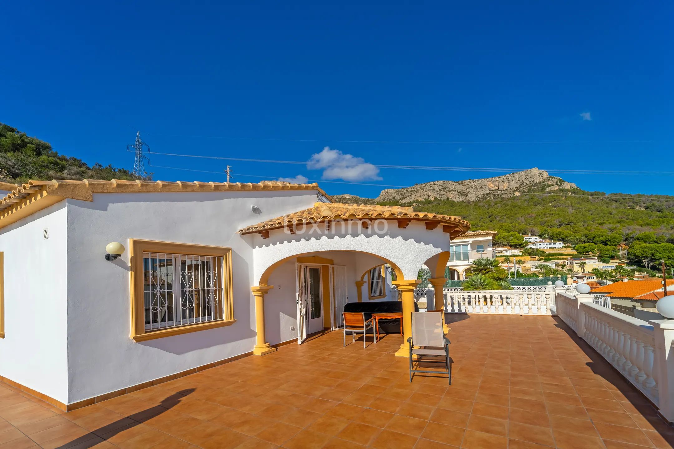 Impressive villa with sea views in Oltamar-Cucarres-Gargasindi, Calpe — photo 3