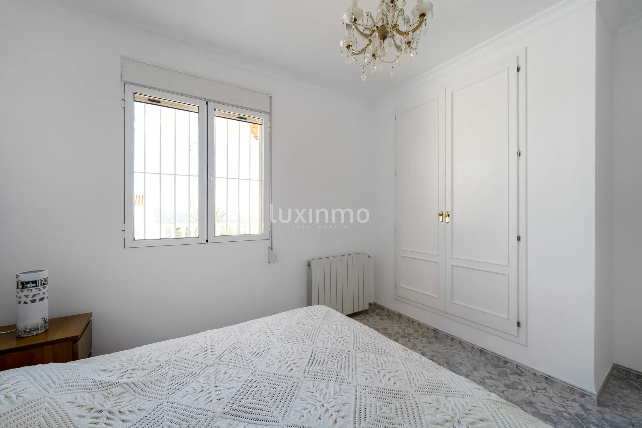 Impressive villa with sea views in Oltamar-Cucarres-Gargasindi, Calpe — photo 10