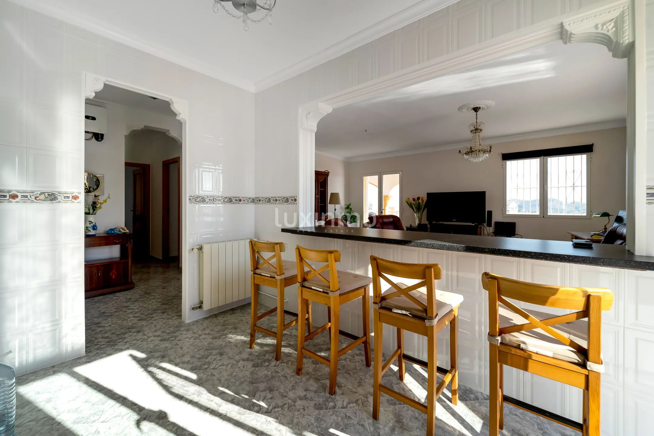 Impressive villa with sea views in Oltamar-Cucarres-Gargasindi, Calpe — photo 6