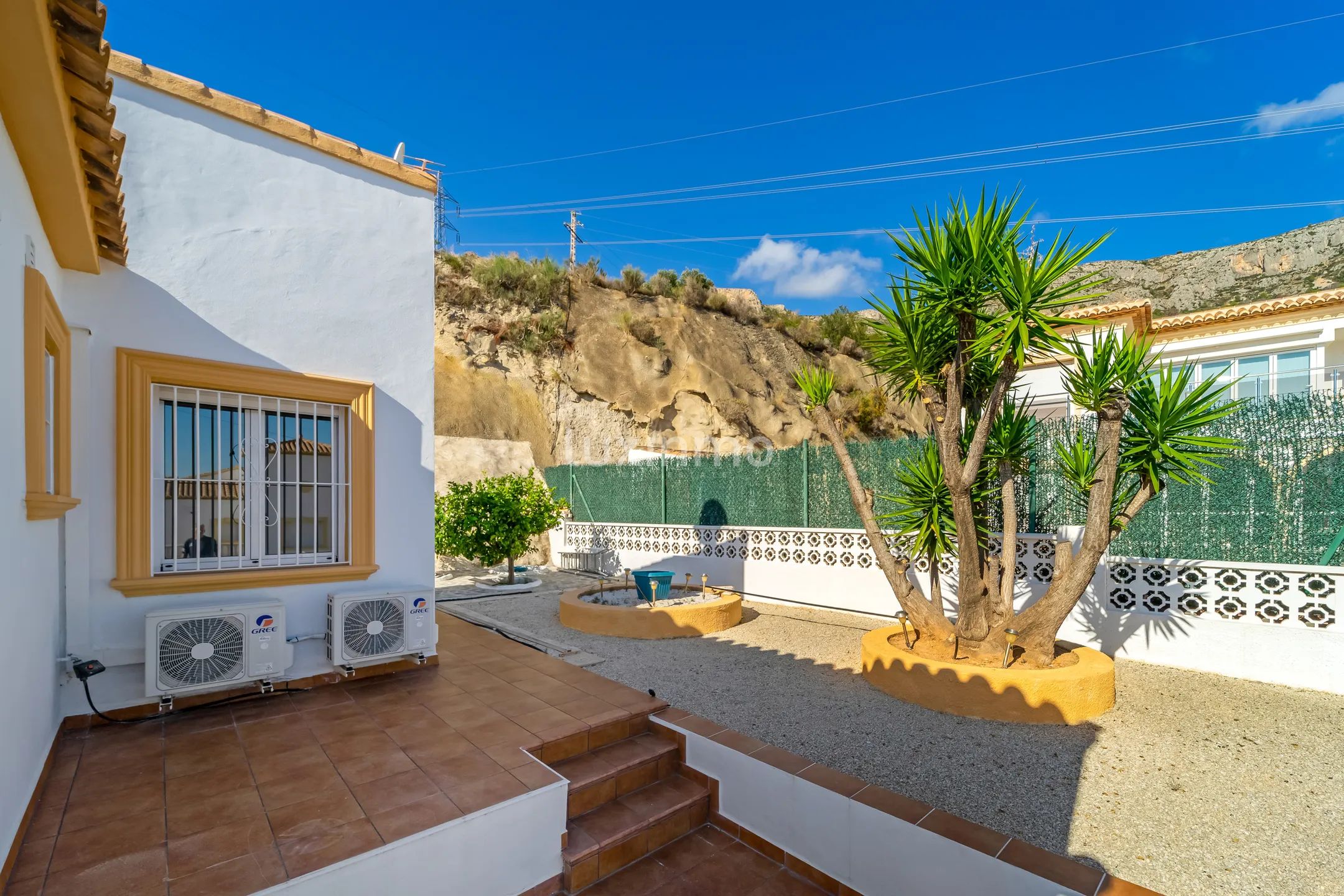 Impressive villa with sea views in Oltamar-Cucarres-Gargasindi, Calpe — photo 29