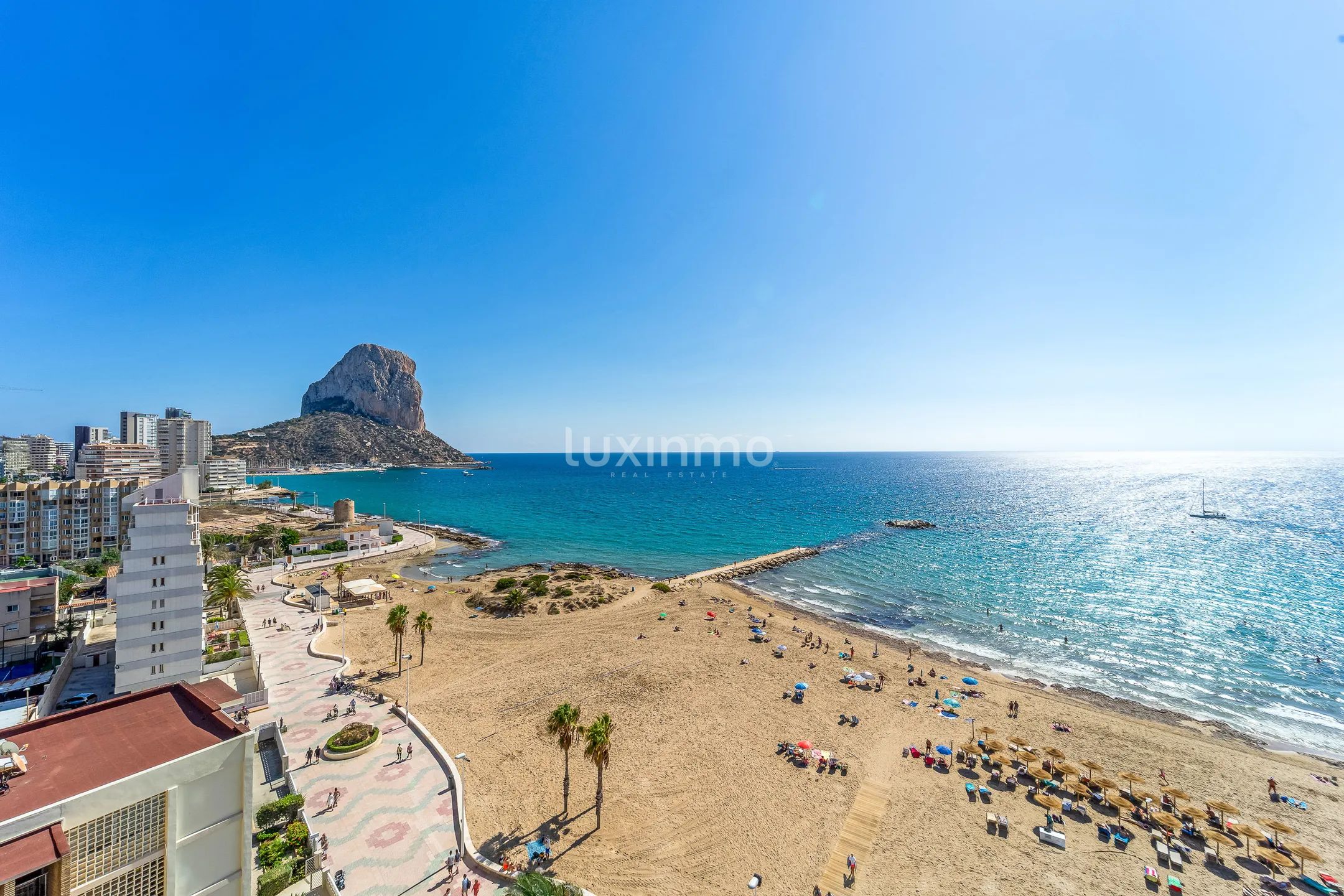Oszałamiające nowoczesne mieszkanie z widokiem na morze i góry w Calpe — photo 3