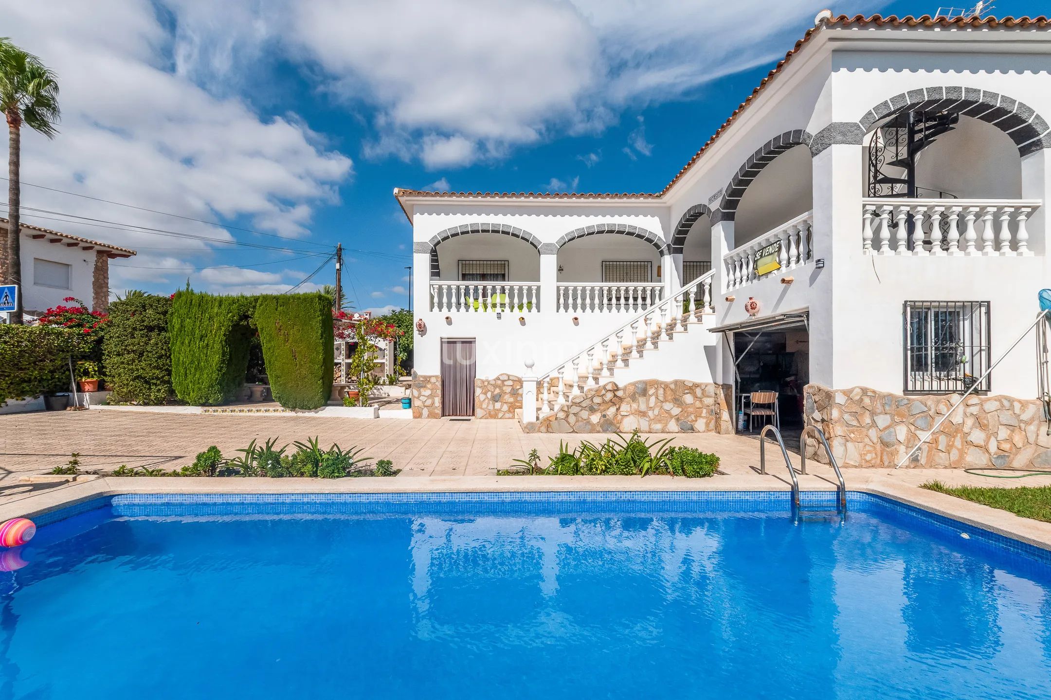 Charming mediterranean style villa with mountain views in Arabi, Alfaz del Pi — photo 2