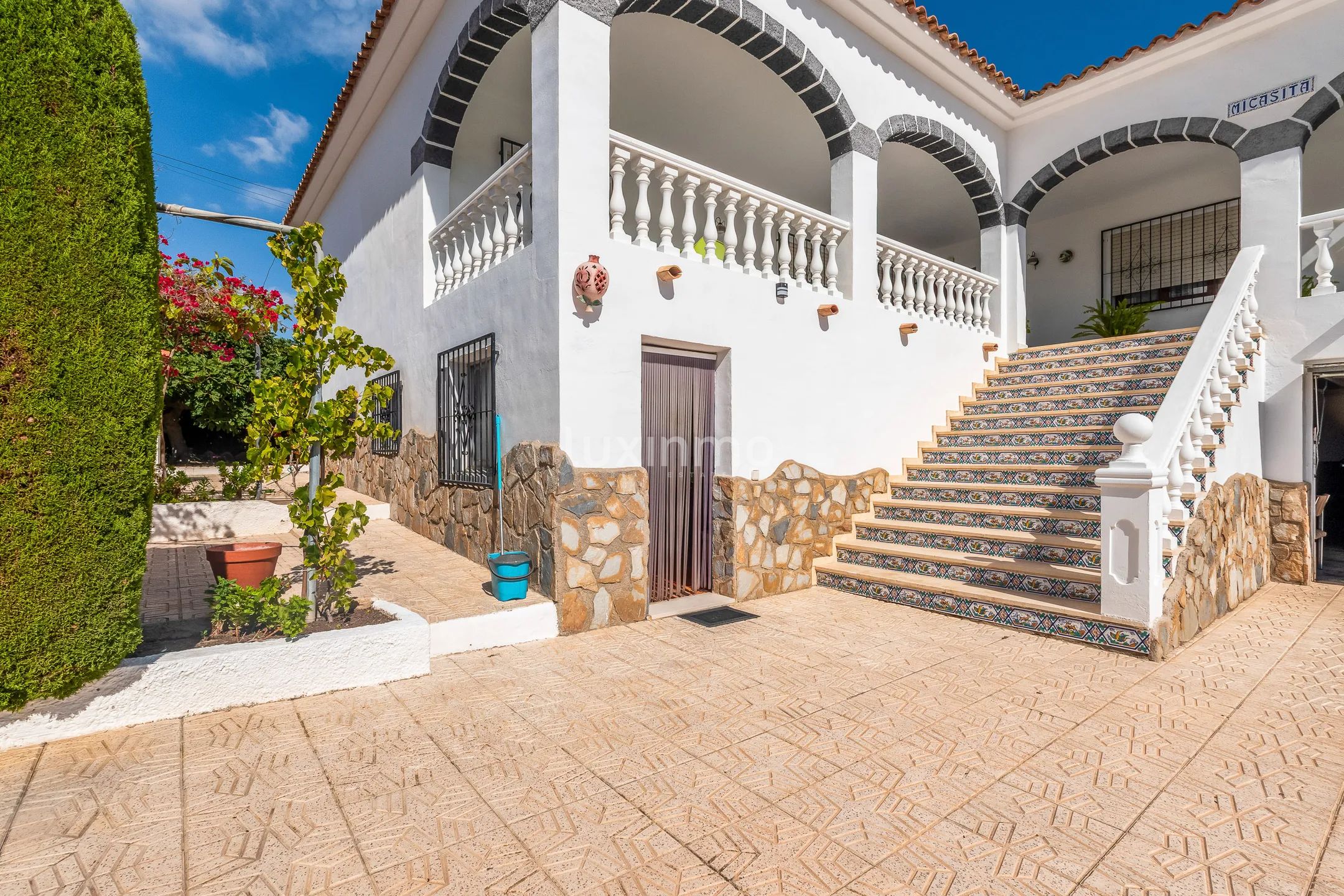 Charming mediterranean style villa with mountain views in Arabi, Alfaz del Pi — photo 6