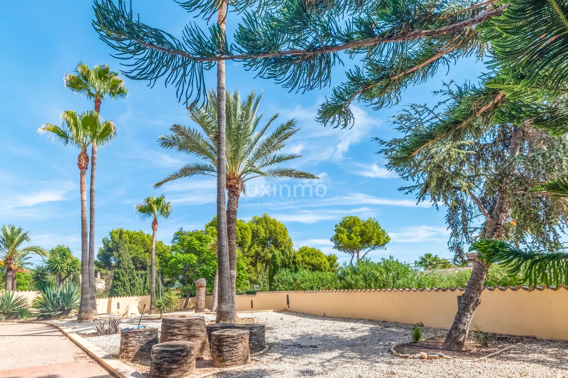 Exklusivt uthyrningshus med stor tomt och privata faciliteter — photo 66