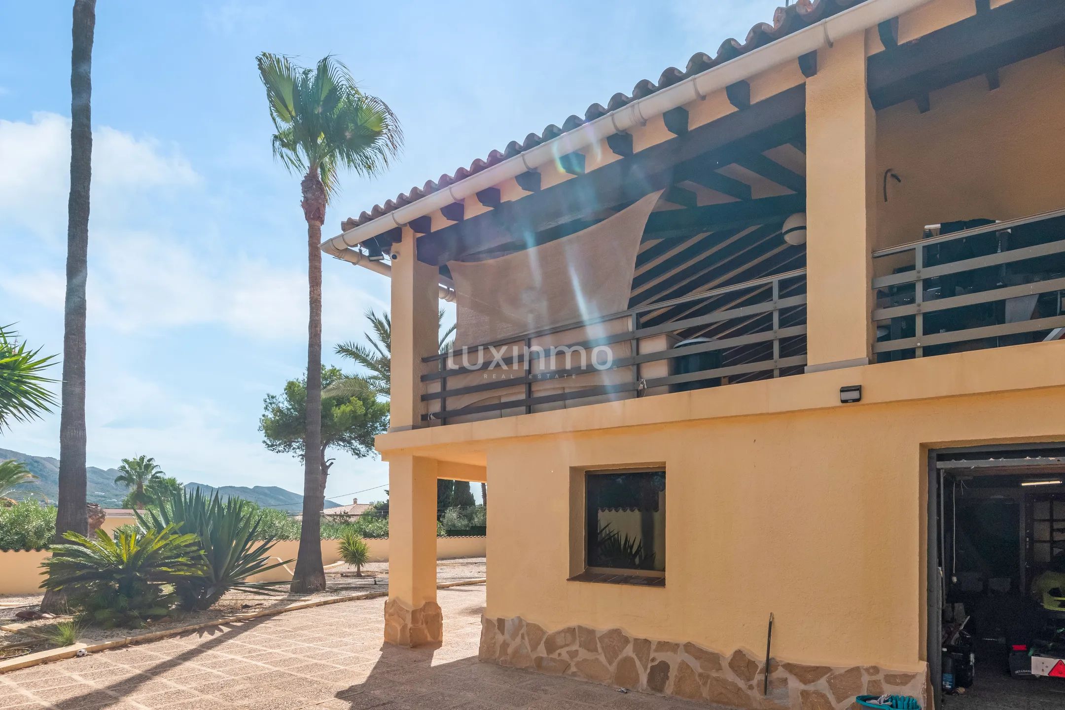 Exklusivt uthyrningshus med stor tomt och privata faciliteter — photo 11