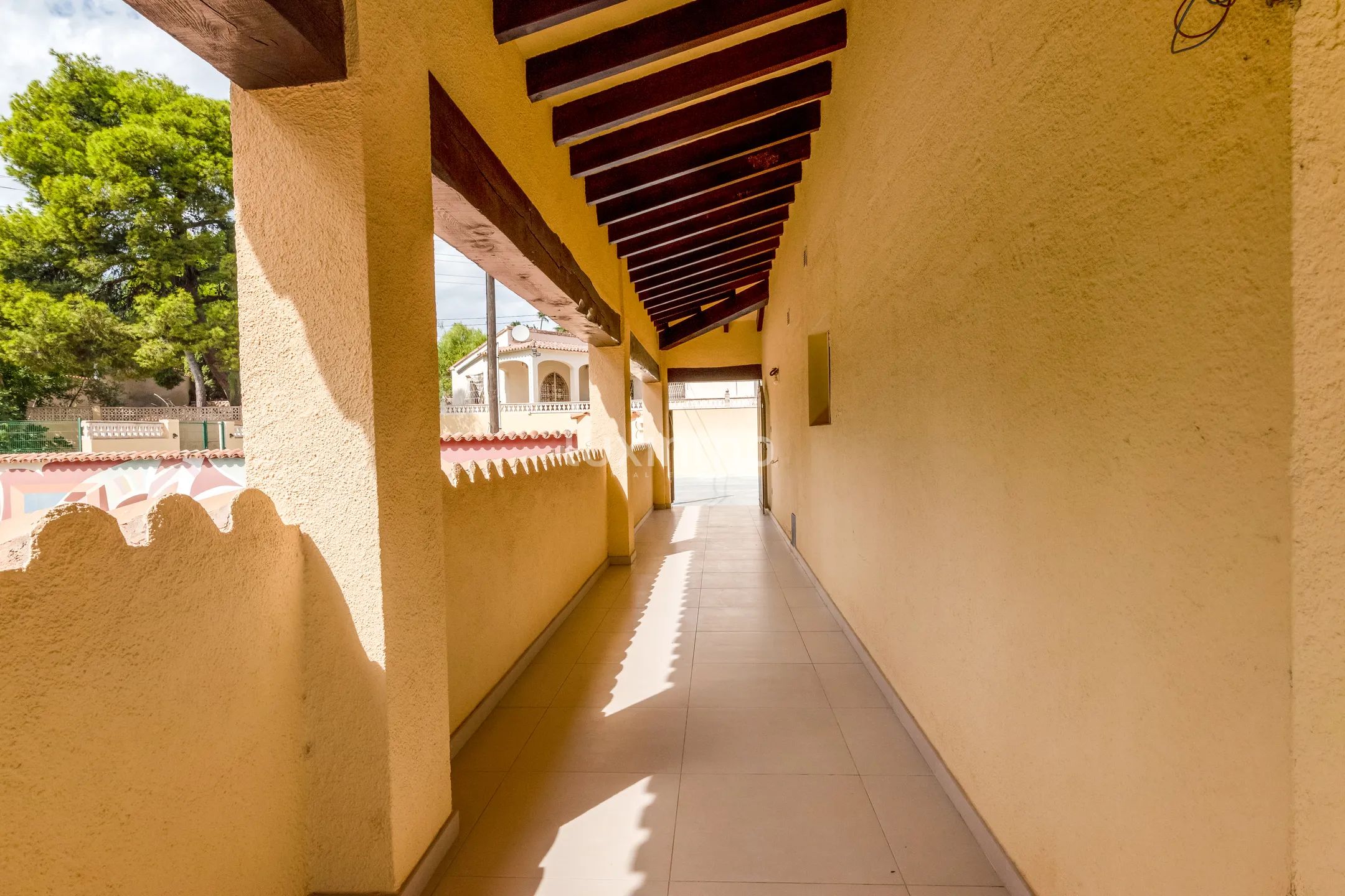 Exklusivt uthyrningshus med stor tomt och privata faciliteter — photo 46