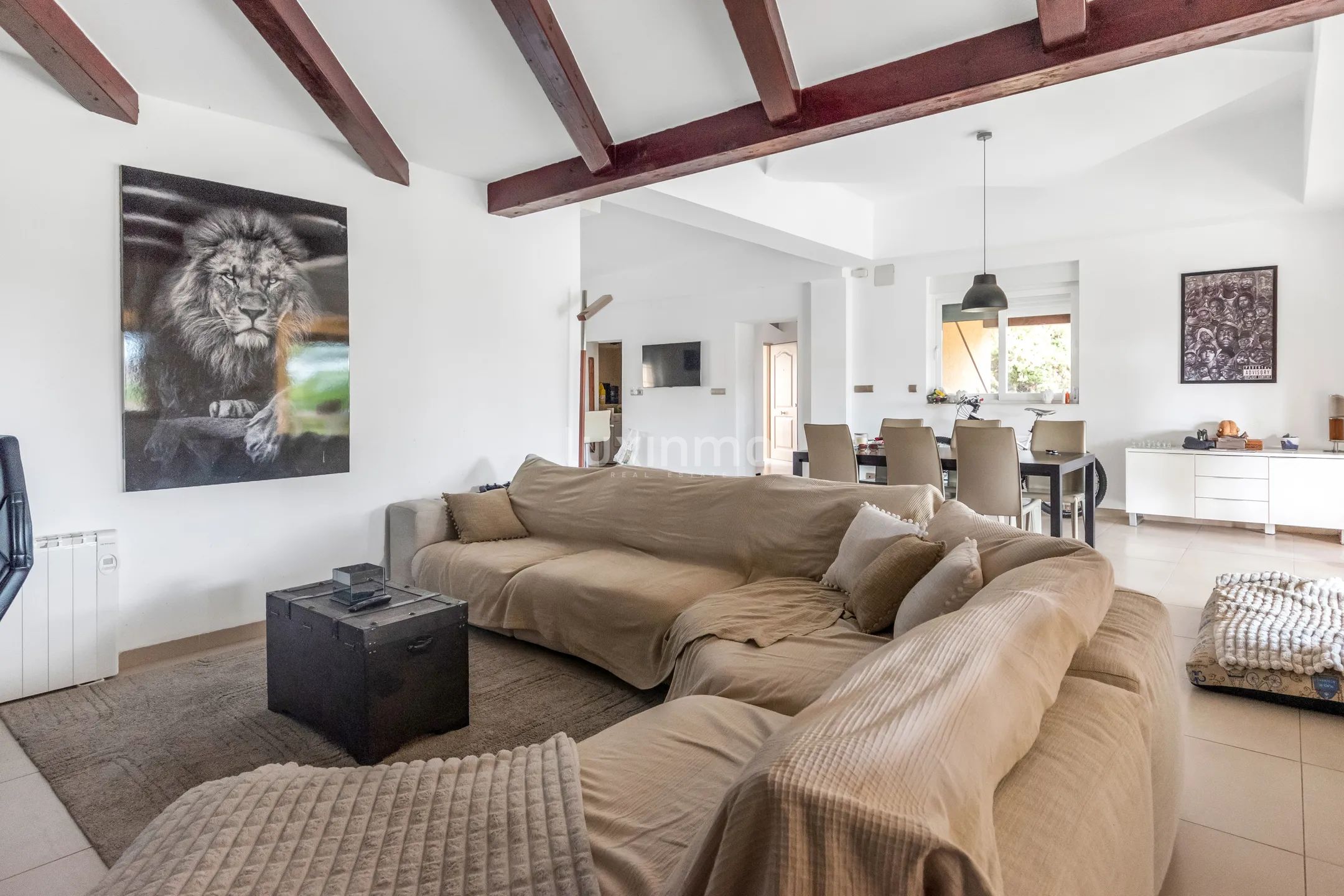 Exklusivt uthyrningshus med stor tomt och privata faciliteter — photo 10