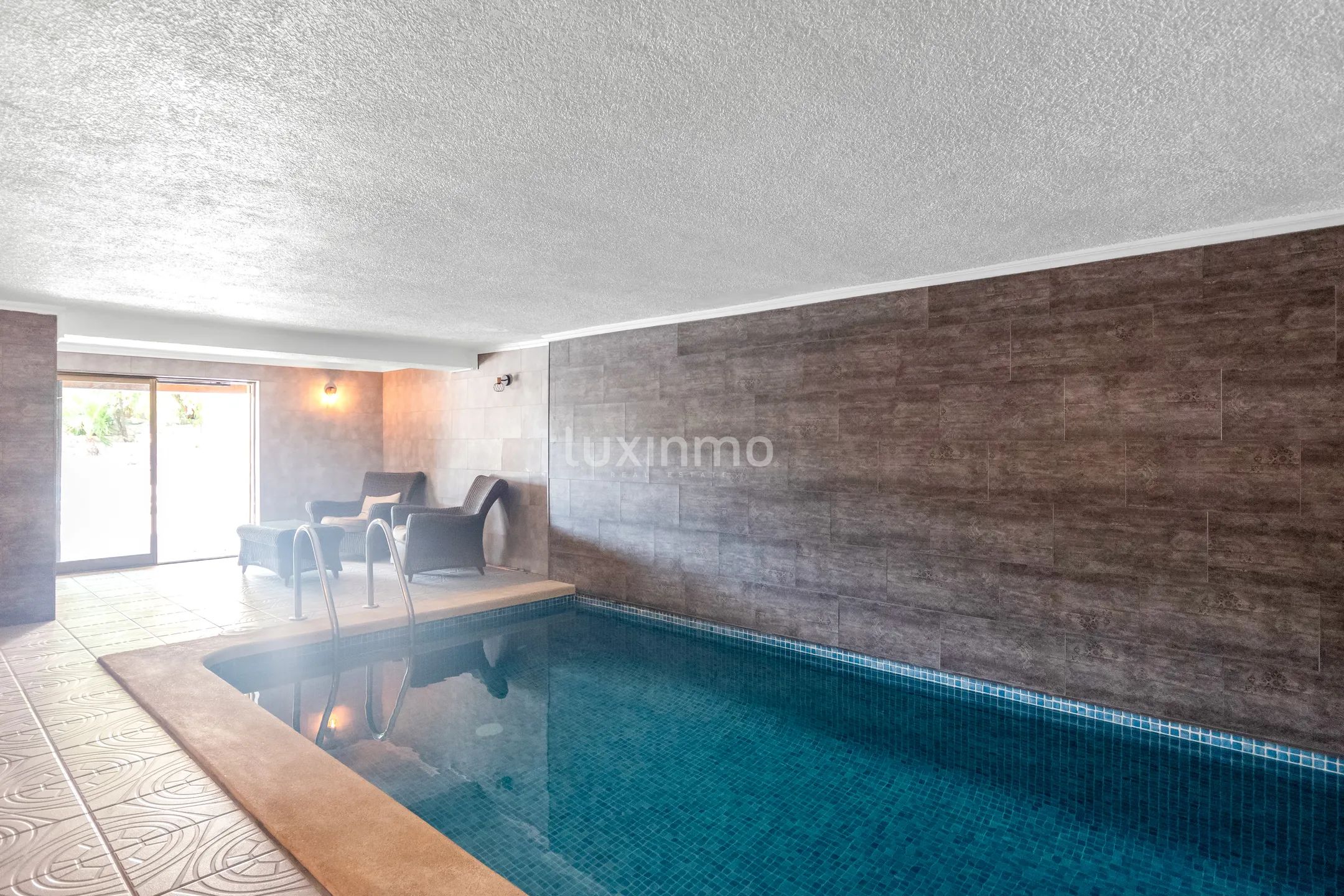 Exklusivt uthyrningshus med stor tomt och privata faciliteter — photo 40