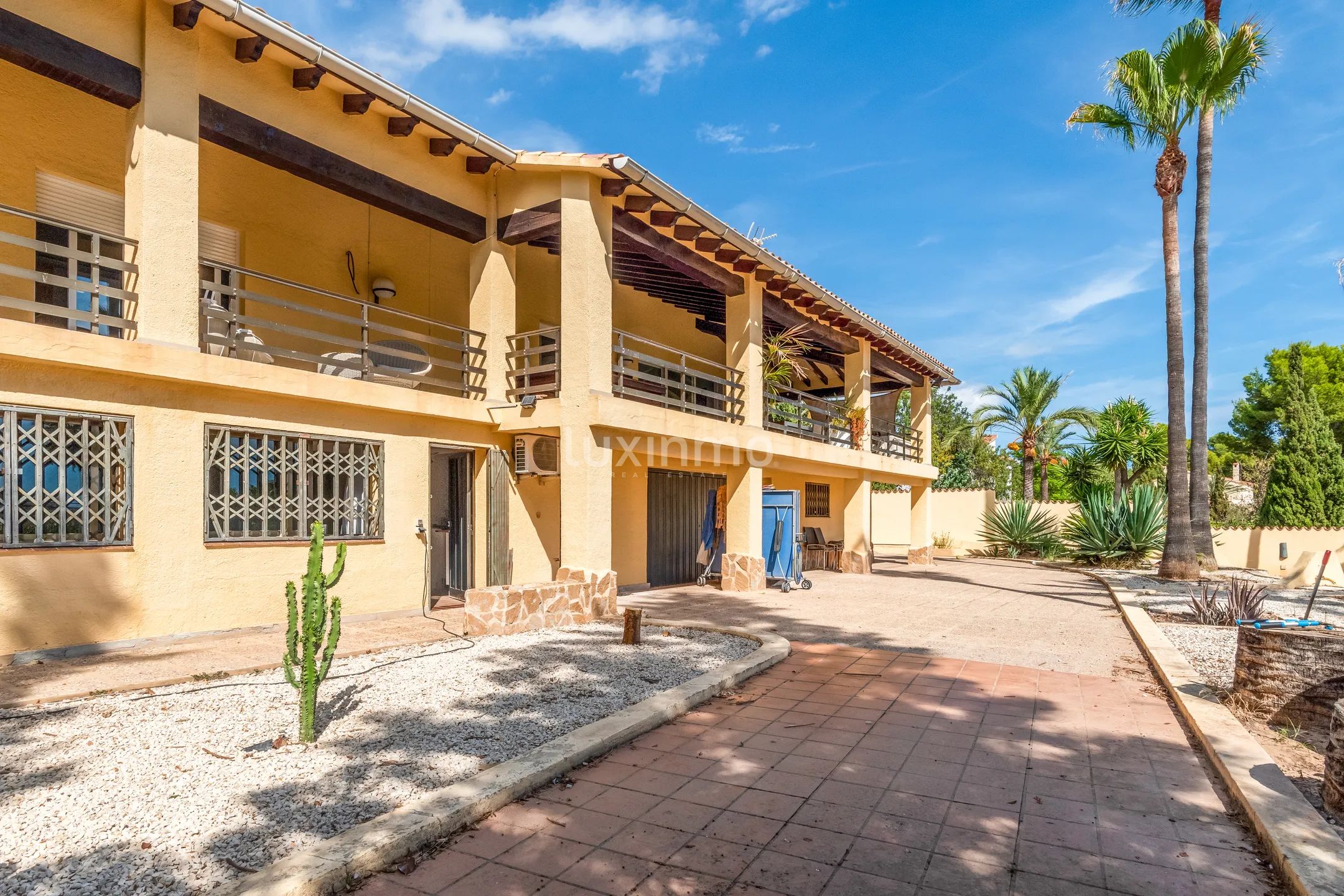 Exklusivt uthyrningshus med stor tomt och privata faciliteter — photo 63