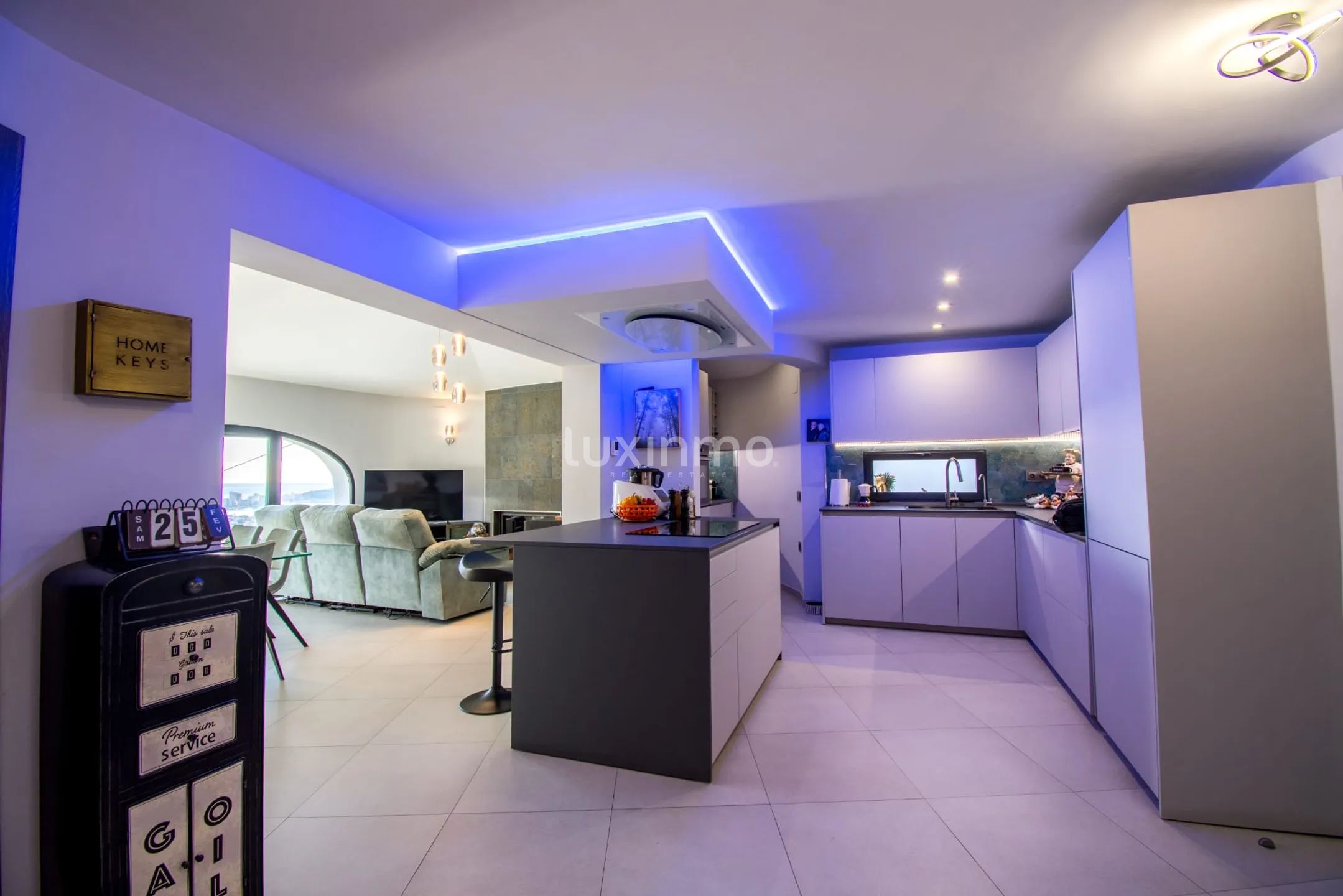 Renovated 5 bedroom villa with panoramic sea views in Calpe — photo 8