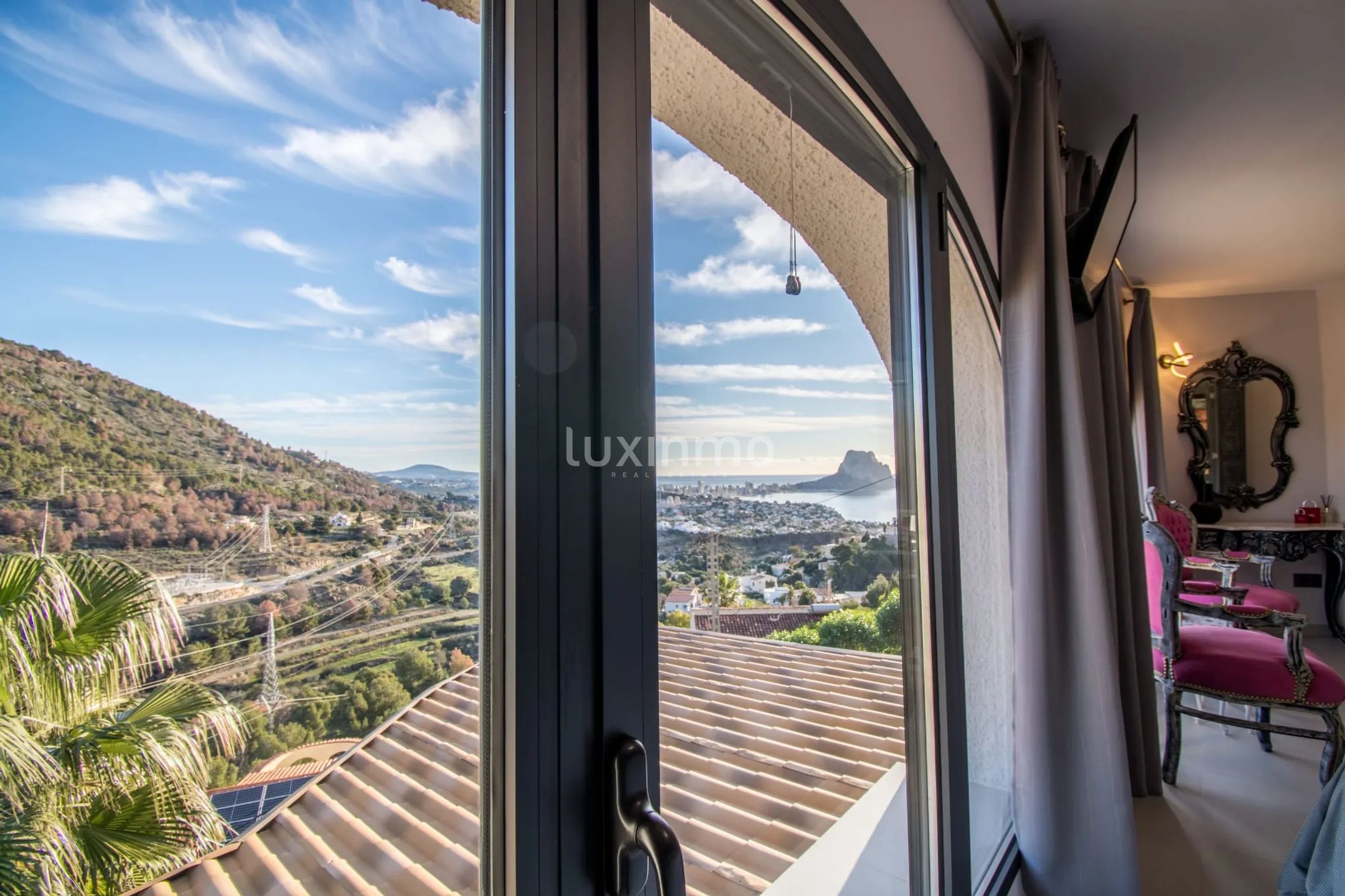 Renovated 5 bedroom villa with panoramic sea views in Calpe — photo 53