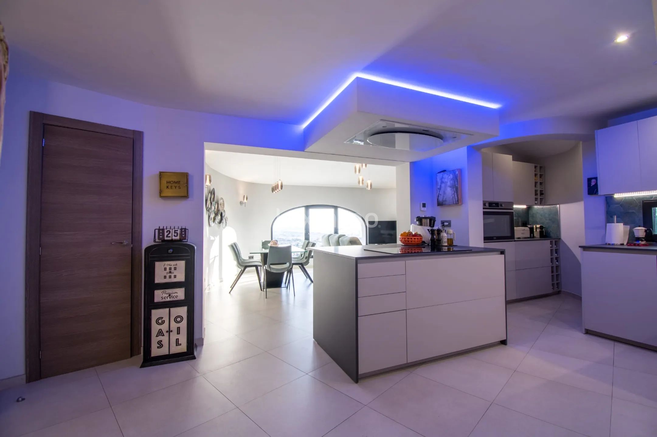 Renovated 5 bedroom villa with panoramic sea views in Calpe — photo 9