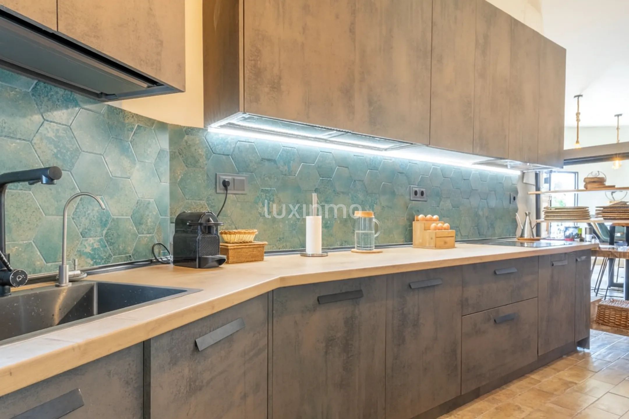 Renovated 5 bedroom villa with panoramic sea views in Calpe — photo 24