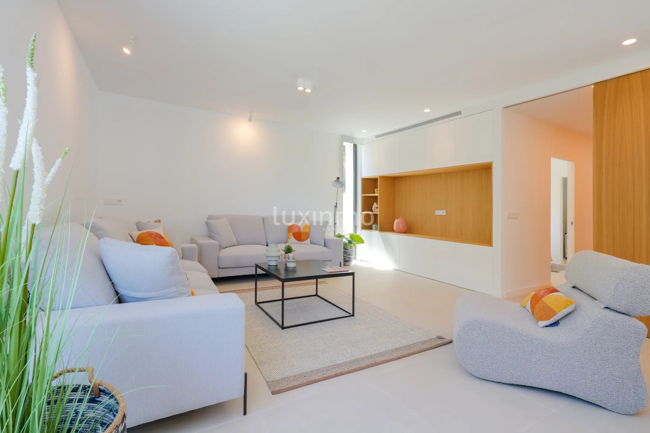 Modern 4-Bedroom Detached House with Private Pool and Mountain Views in Moraira — photo 4