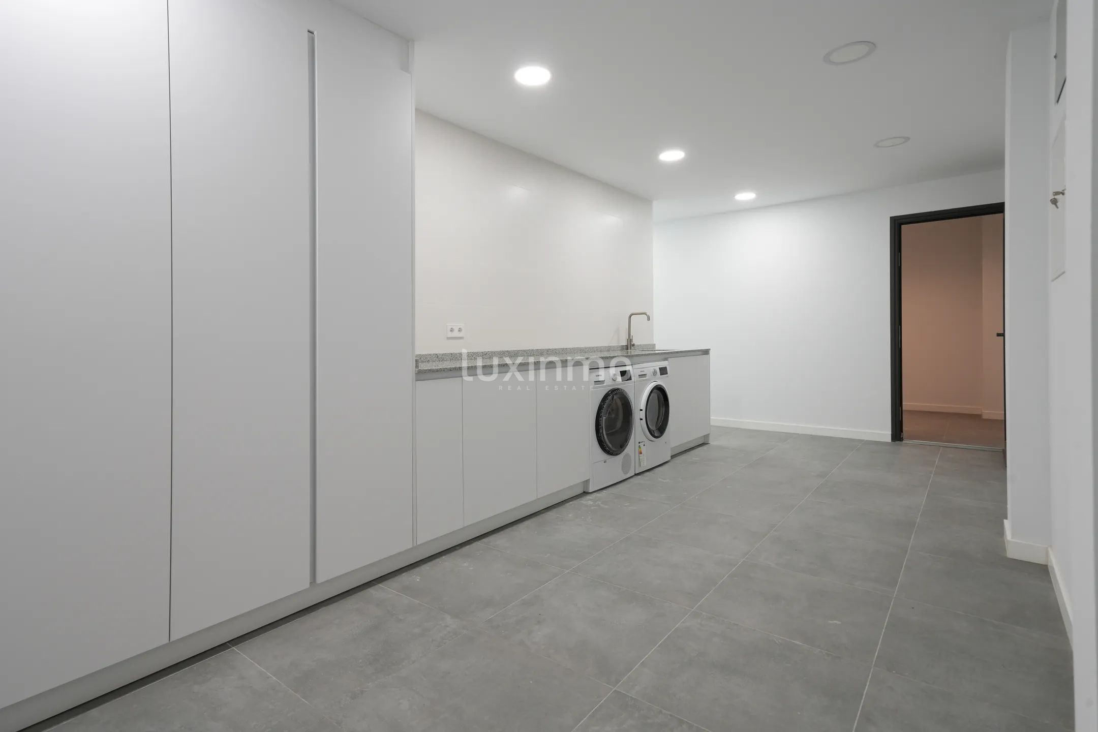 Maison moderne de 4 chambres avec piscine privée et vue sur la montagne à Moraira — photo 30