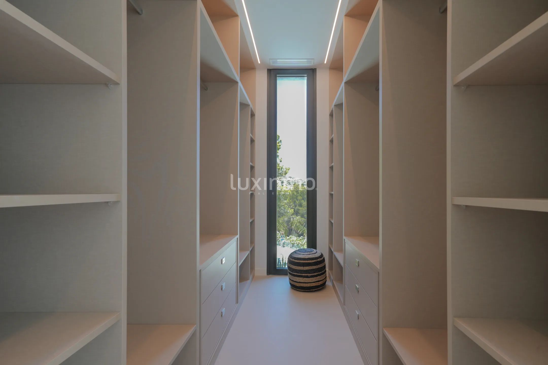 Maison moderne de 4 chambres avec piscine privée et vue sur la montagne à Moraira — photo 25