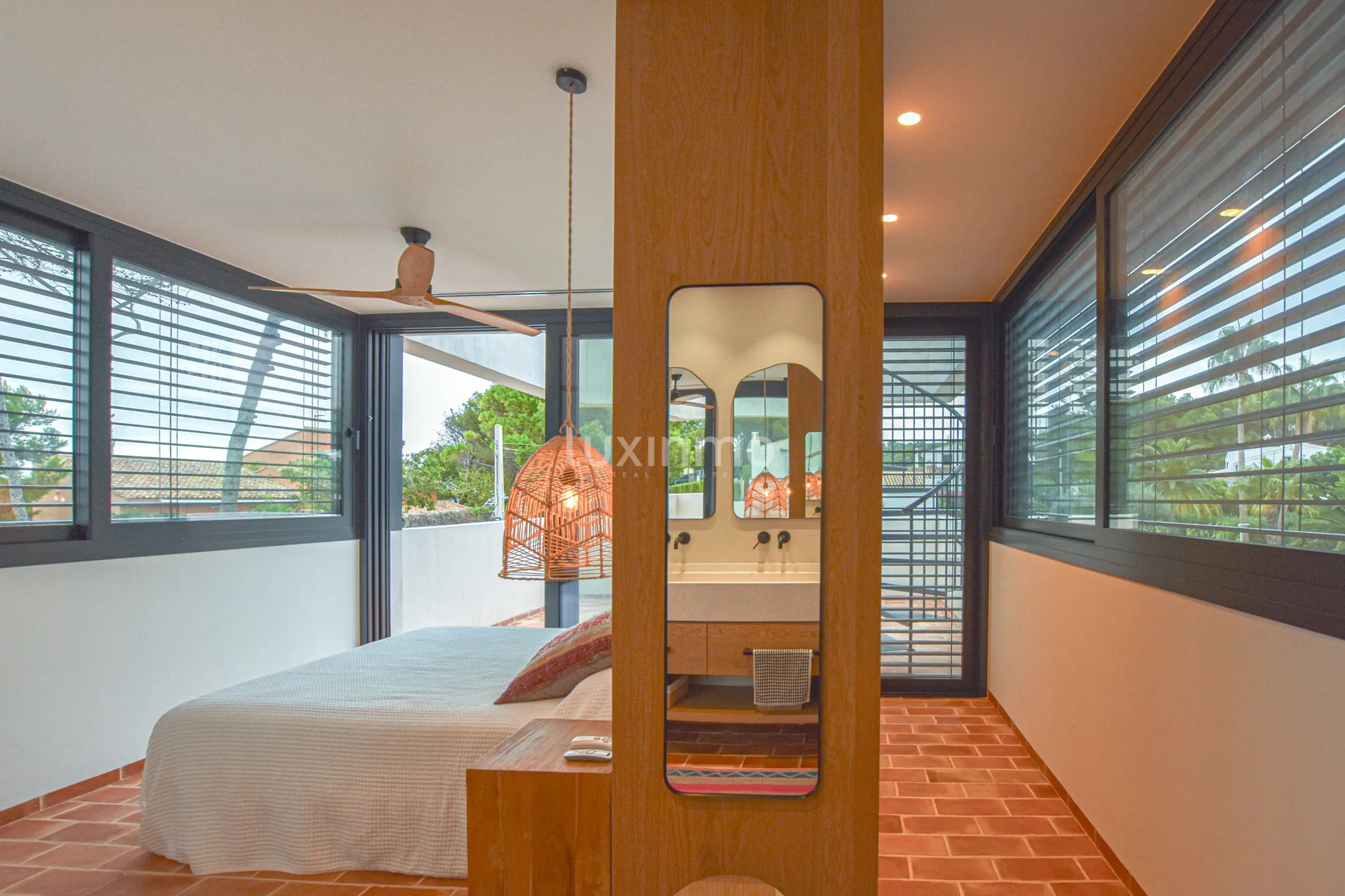 Stunning modern villa for rent in Cala Blanca Jávea — photo 35